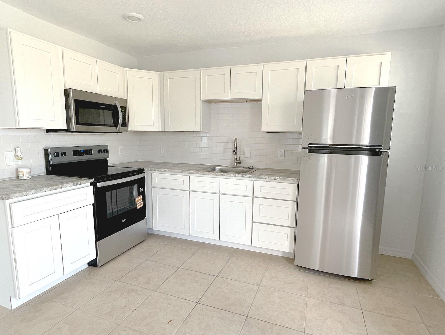 24 LYNN WAY #A, MADEIRA BEACH, FL, 33708