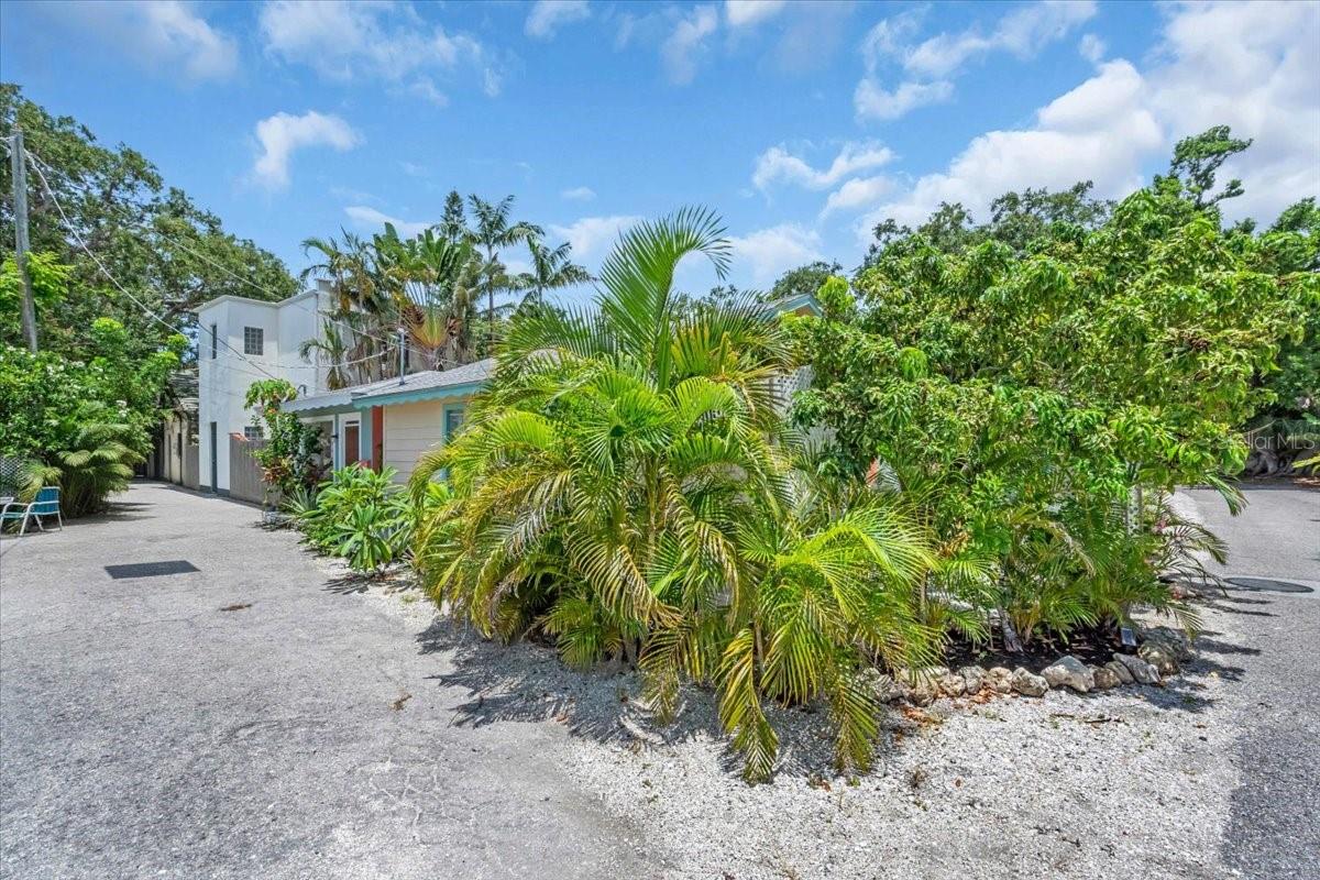 1761 SIESTA DR & 1760 WISCONSIN LN, SARASOTA, FL, 34239