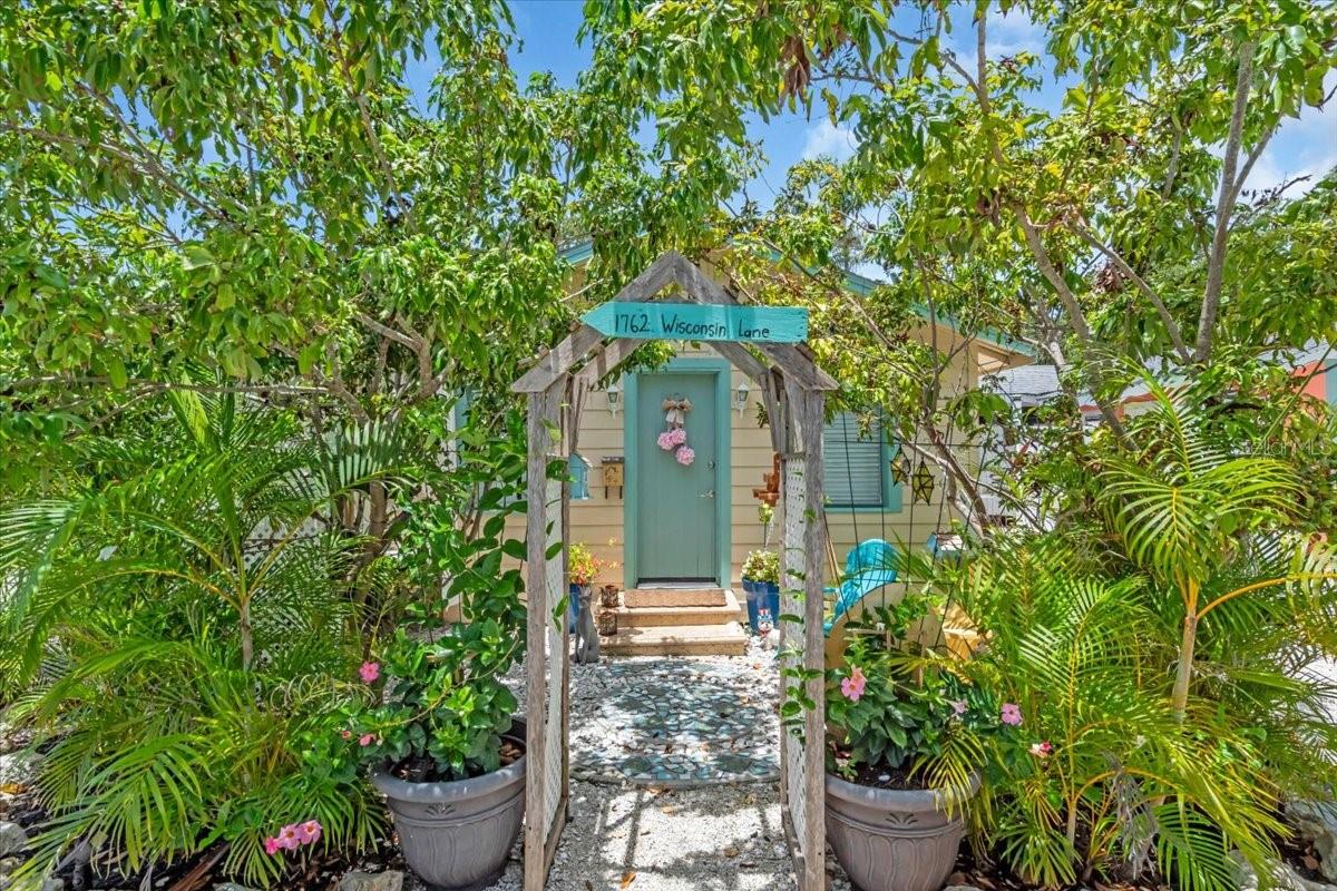 1761 SIESTA DR & 1760 WISCONSIN LN, SARASOTA, FL, 34239