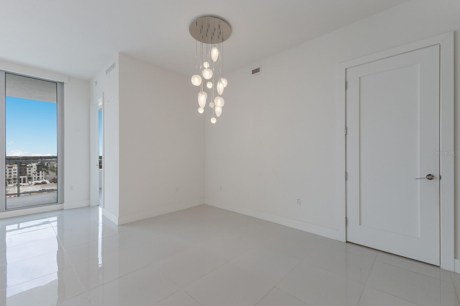 111 S PINEAPPLE AVE #1021, SARASOTA, FL, 34236