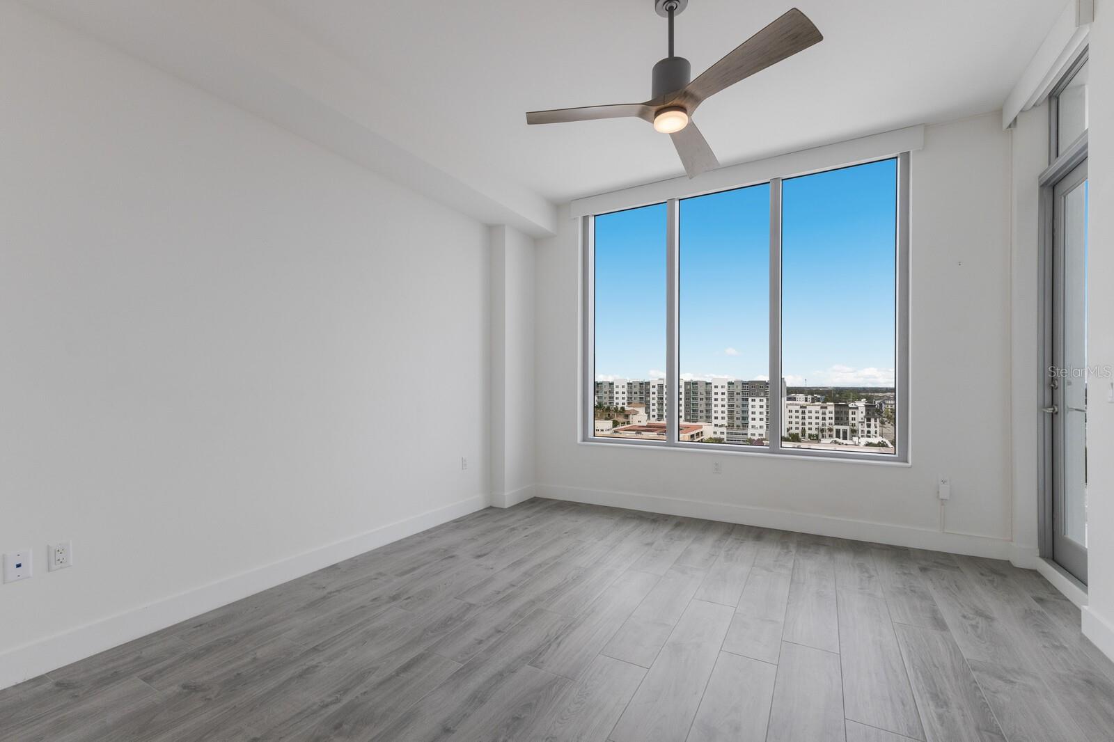 111 S PINEAPPLE AVE #1021, SARASOTA, FL, 34236