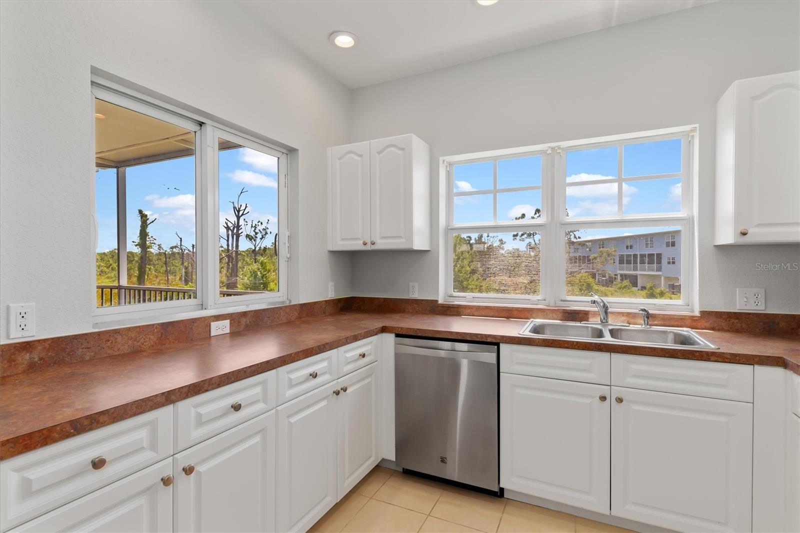 3923 CAPE HAZE DR #302, ROTONDA WEST, FL, 33947
