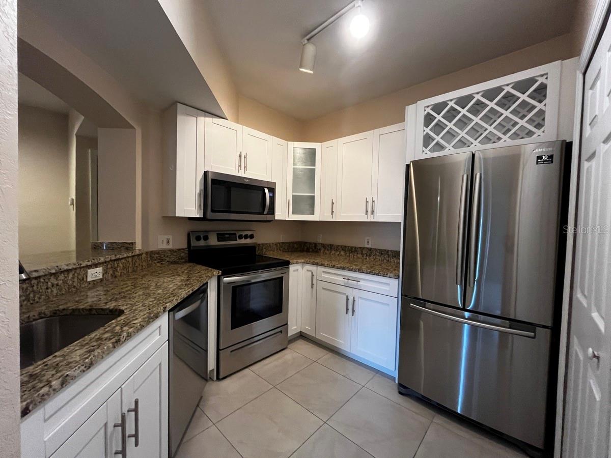 14905 ARBOR SPRINGS CIR #204, TAMPA, FL, 33624