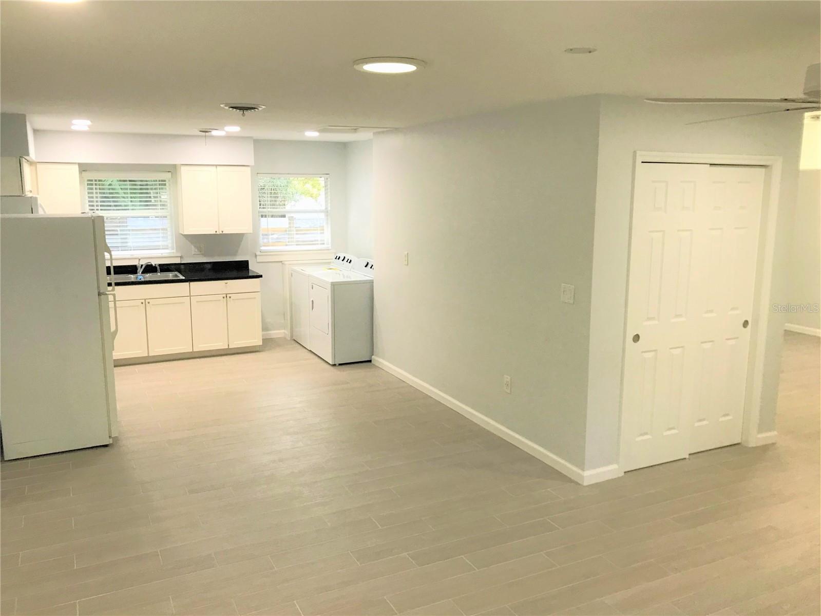 2541 FLOYD ST, SARASOTA, FL, 34239