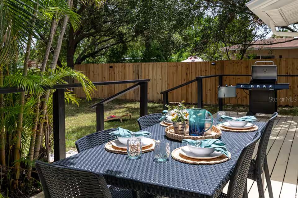5212 S PURITAN AVE, TAMPA, FL, 33611