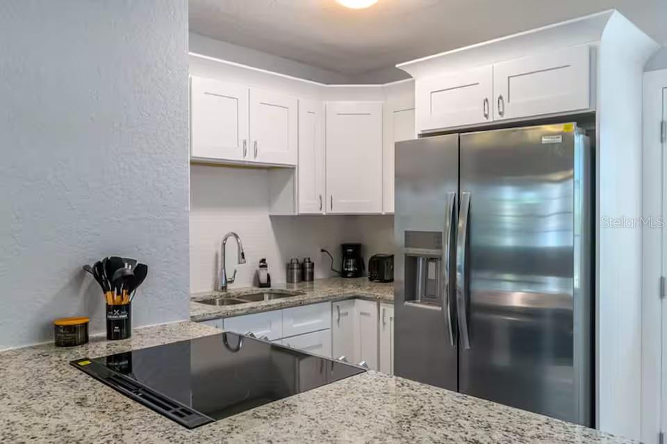5212 S PURITAN AVE, TAMPA, FL, 33611