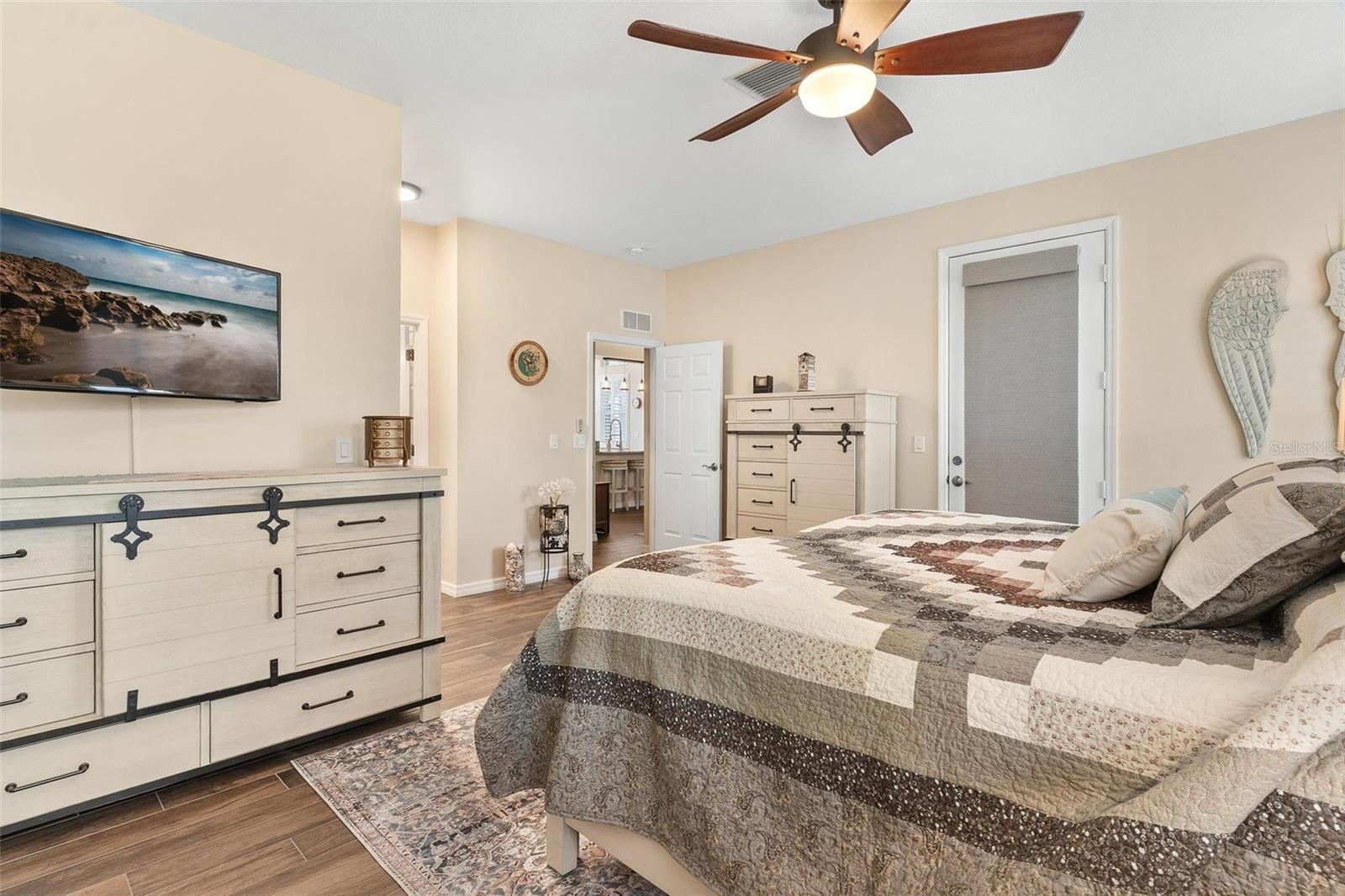 6071 SAILBOAT AVE, TAVARES, FL, 32778