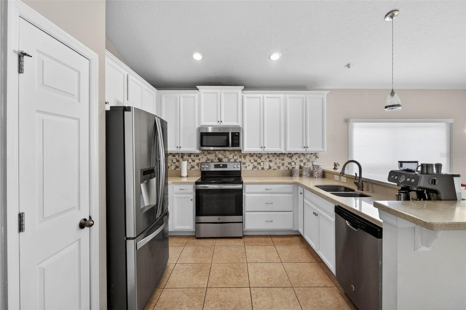 442 KESTREL DR, GROVELAND, FL, 34736