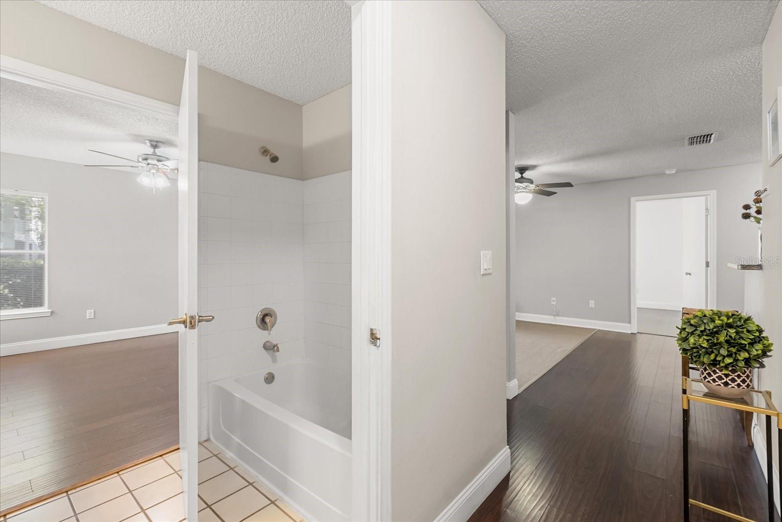 2501 GRASSY POINT DR #103, LAKE MARY, FL, 32746