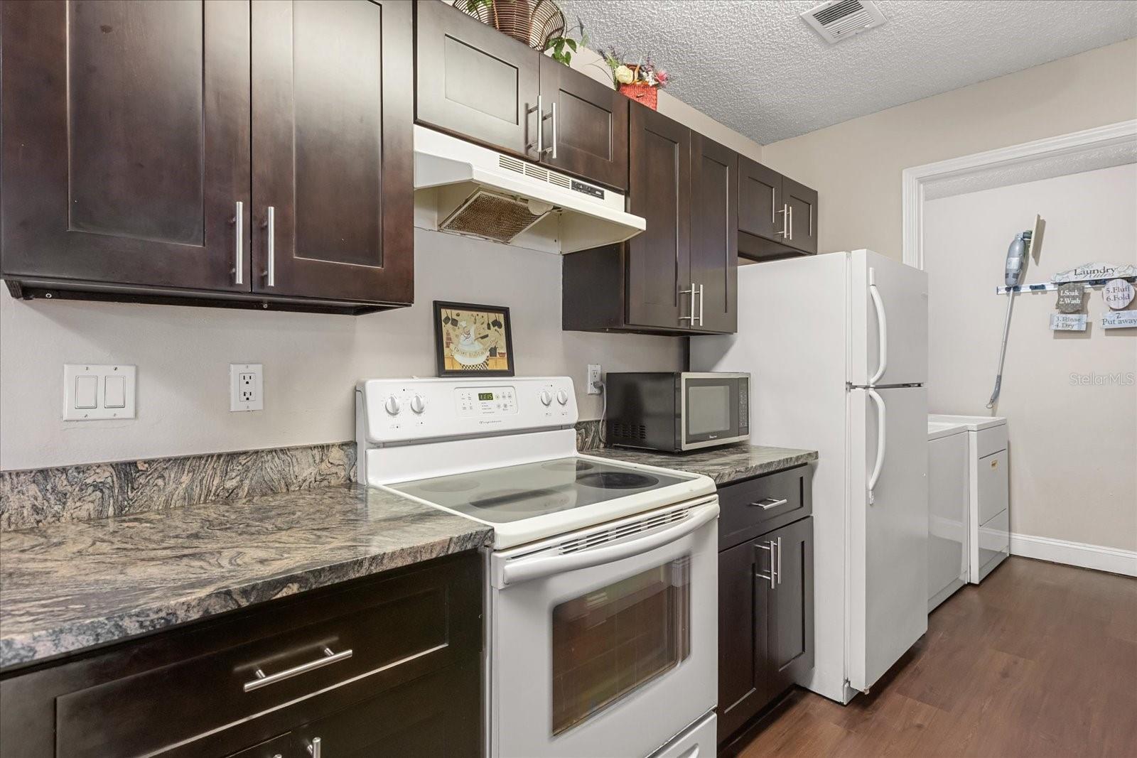 2501 GRASSY POINT DR #103, LAKE MARY, FL, 32746