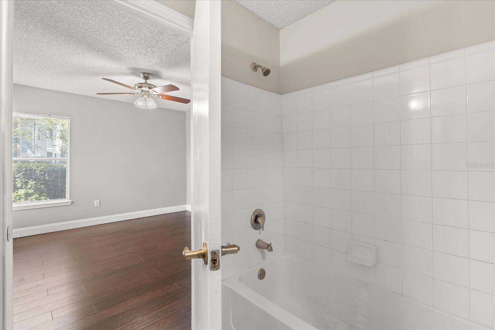 2501 GRASSY POINT DR #103, LAKE MARY, FL, 32746