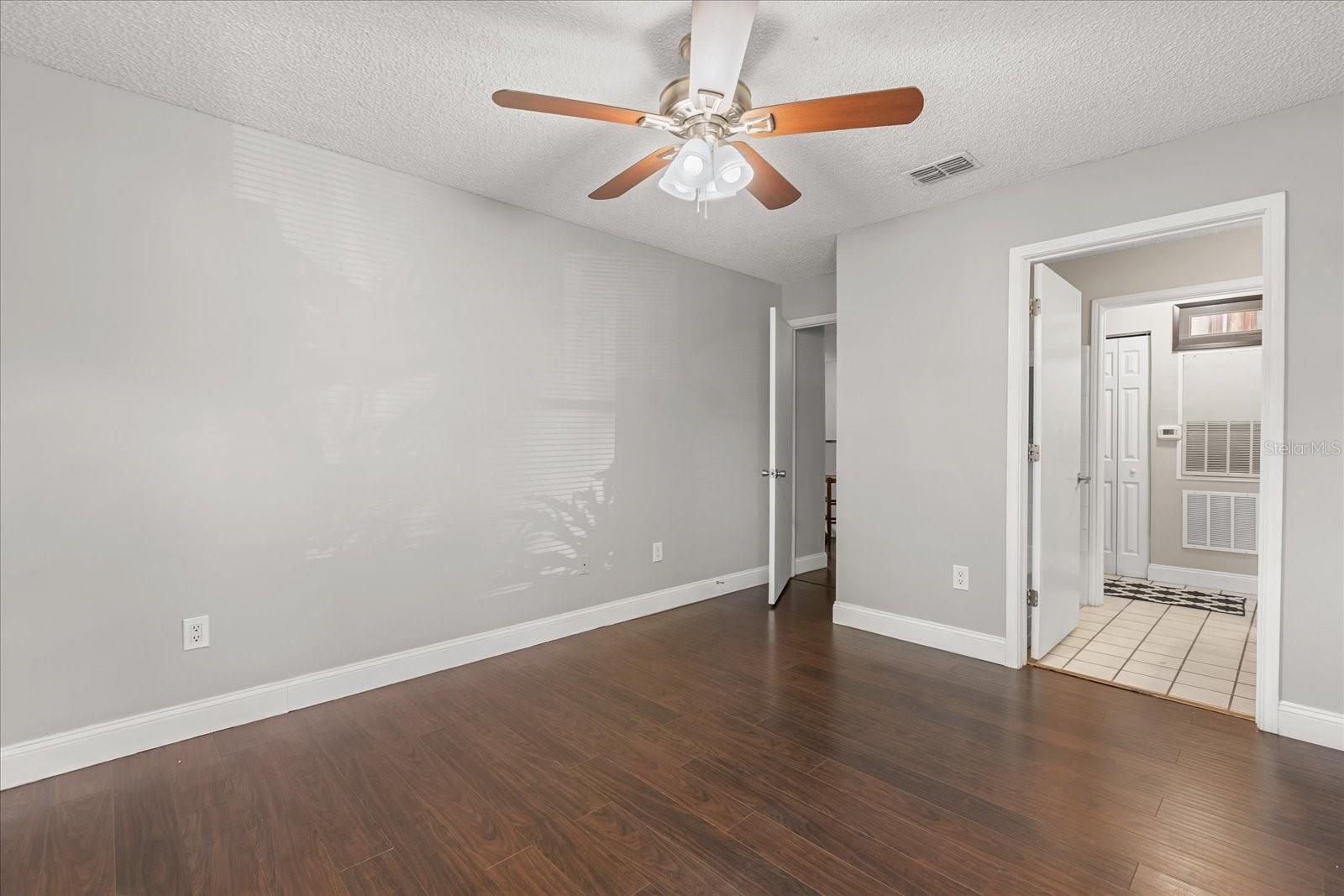 2501 GRASSY POINT DR #103, LAKE MARY, FL, 32746