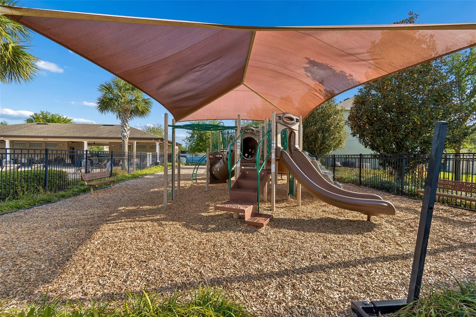 1084 CAVENDER CREEK RD, MINNEOLA, FL, 34715