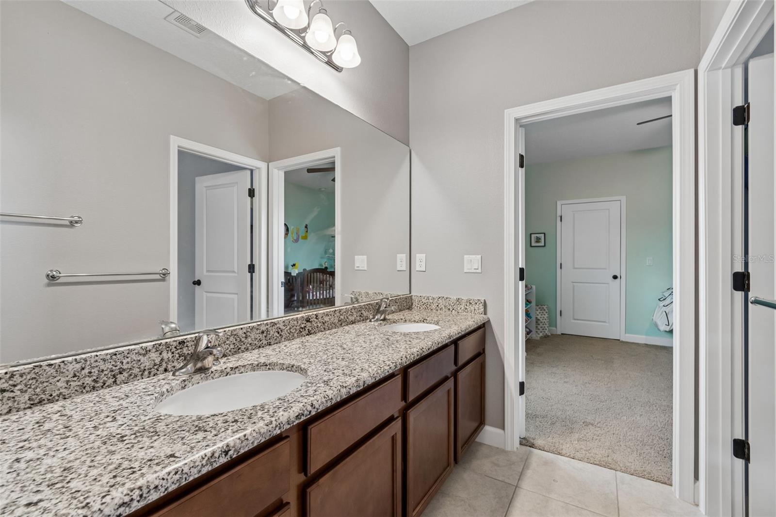 1084 CAVENDER CREEK RD, MINNEOLA, FL, 34715