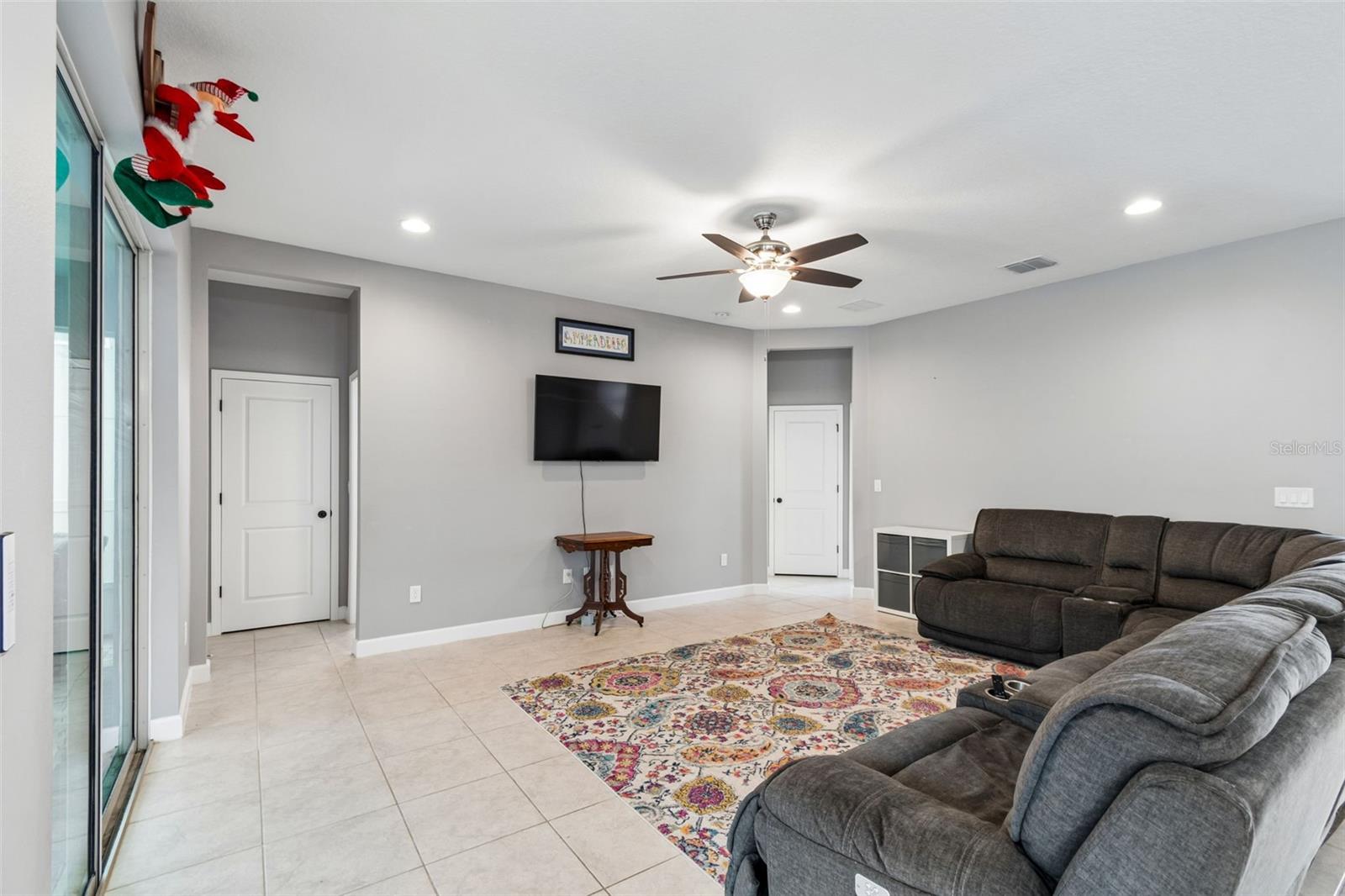 1084 CAVENDER CREEK RD, MINNEOLA, FL, 34715
