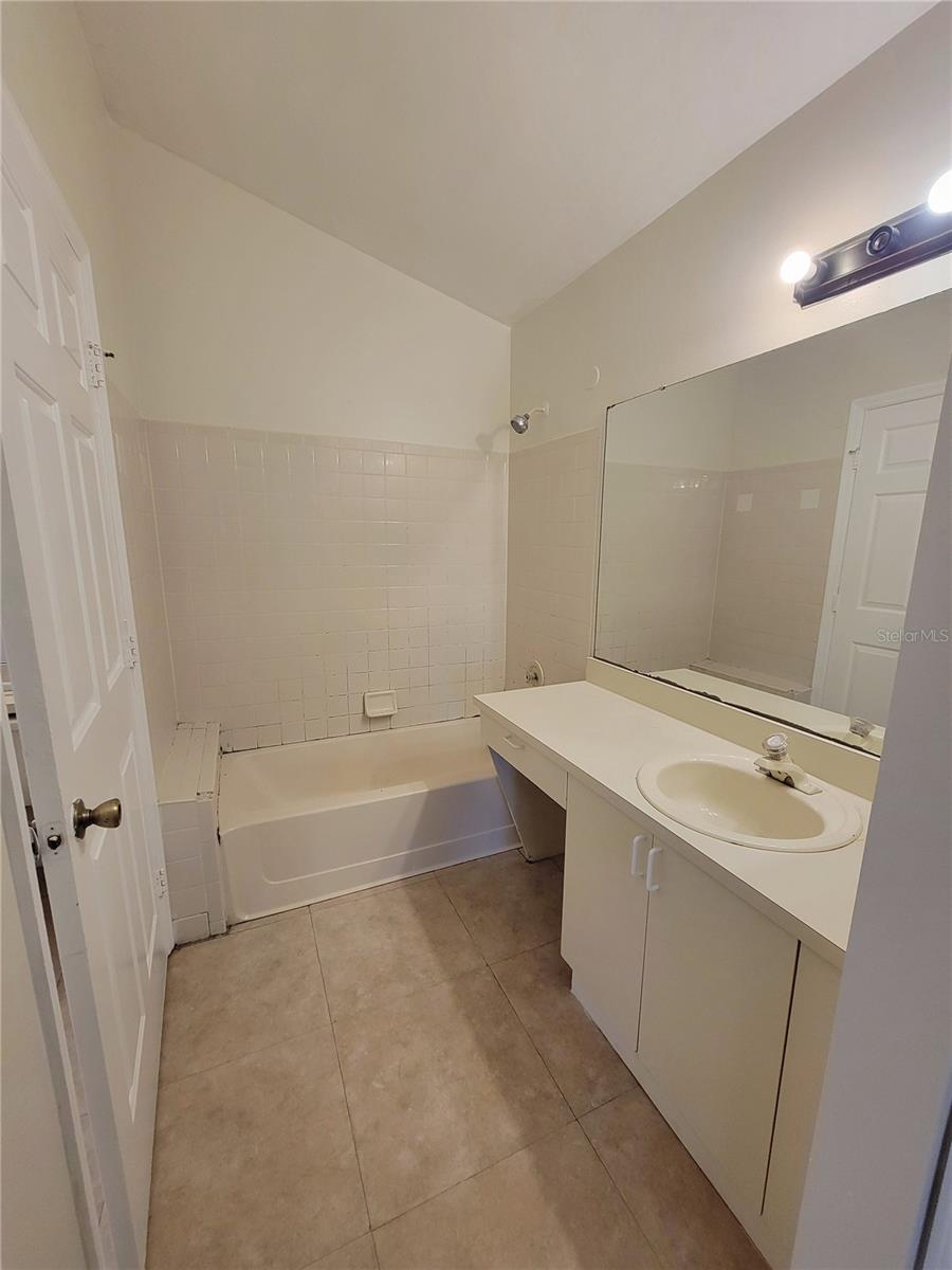 5977 BRAEMAR PL #106, ORLANDO, FL, 32822