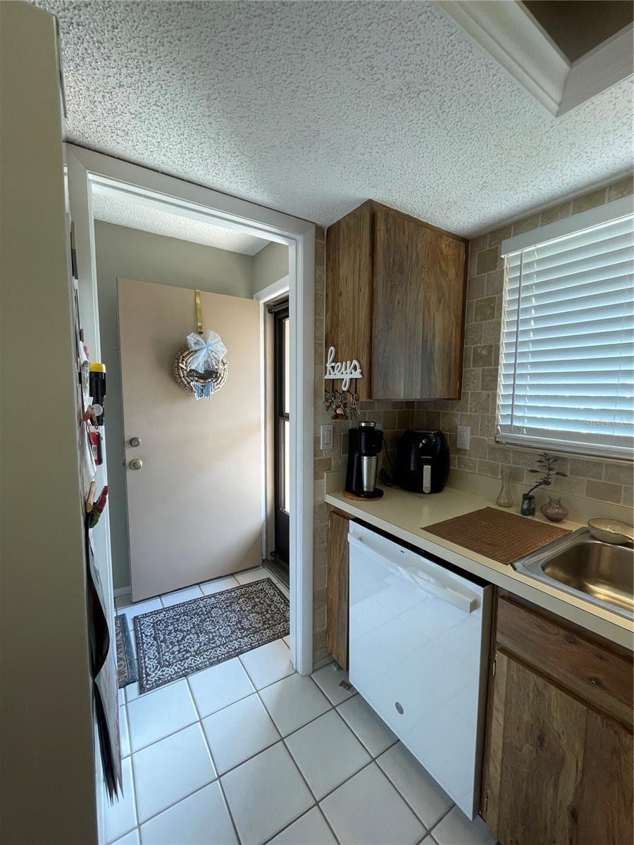1001 W MARION AVE #8, PUNTA GORDA, FL, 33950