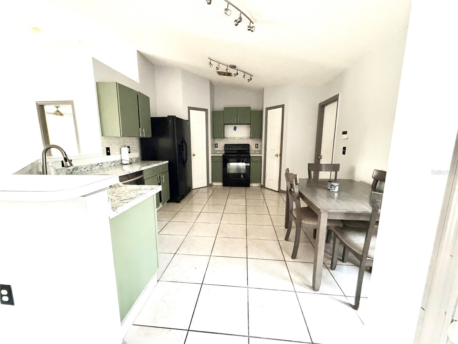 6762 POMEROY CIR, ORLANDO, FL, 32810