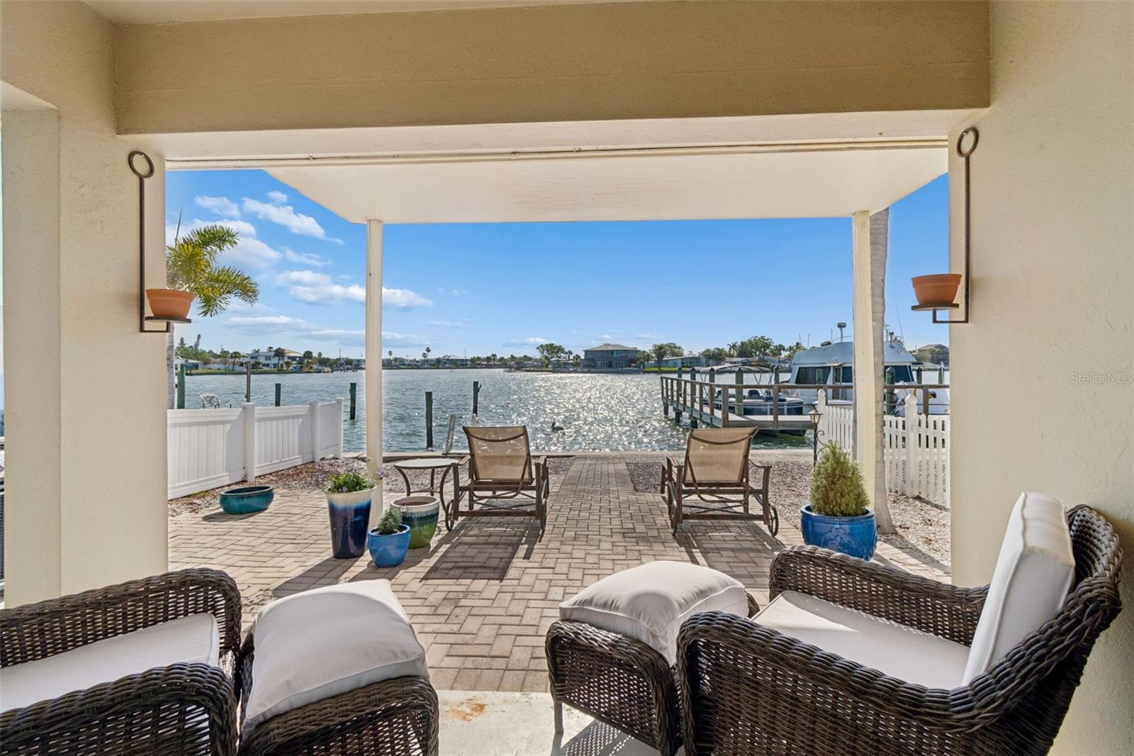 2307 BAY BLVD, INDIAN ROCKS BEACH, FL, 33785