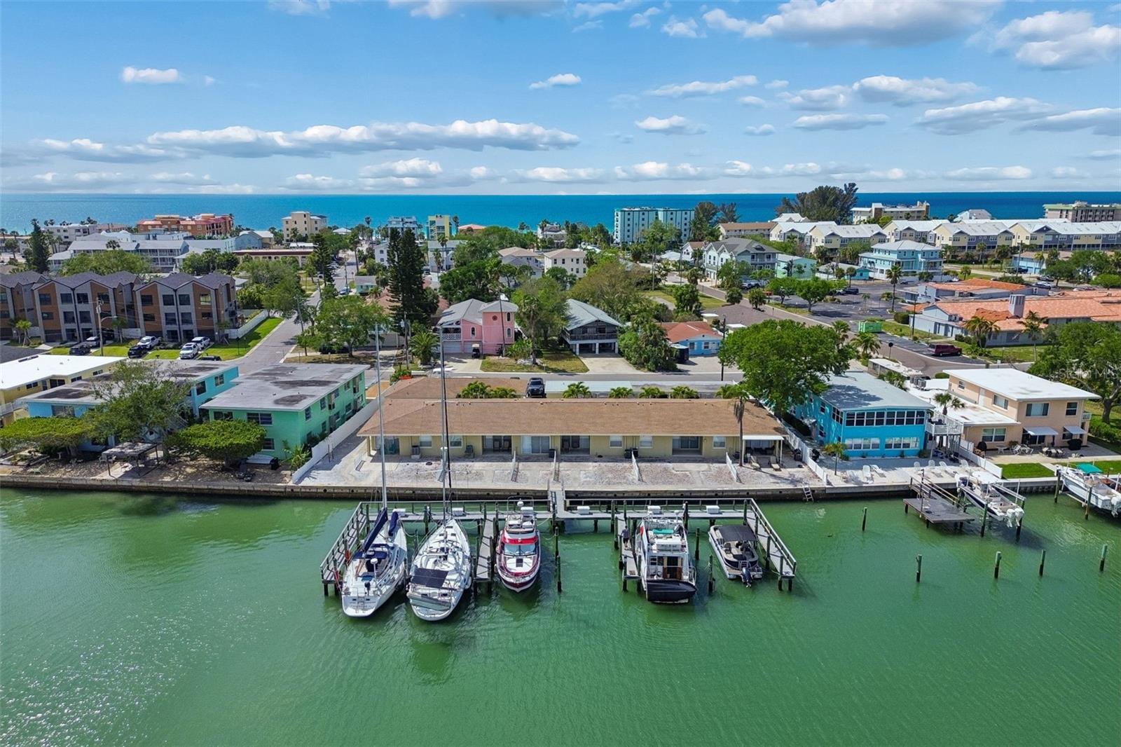 2307 BAY BLVD, INDIAN ROCKS BEACH, FL, 33785