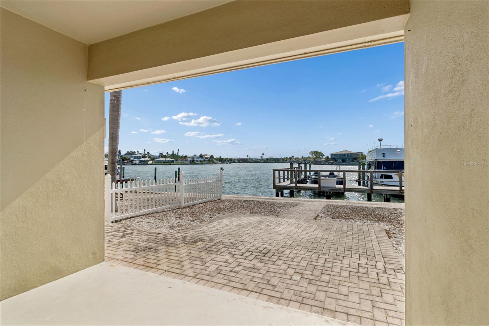2307 BAY BLVD, INDIAN ROCKS BEACH, FL, 33785