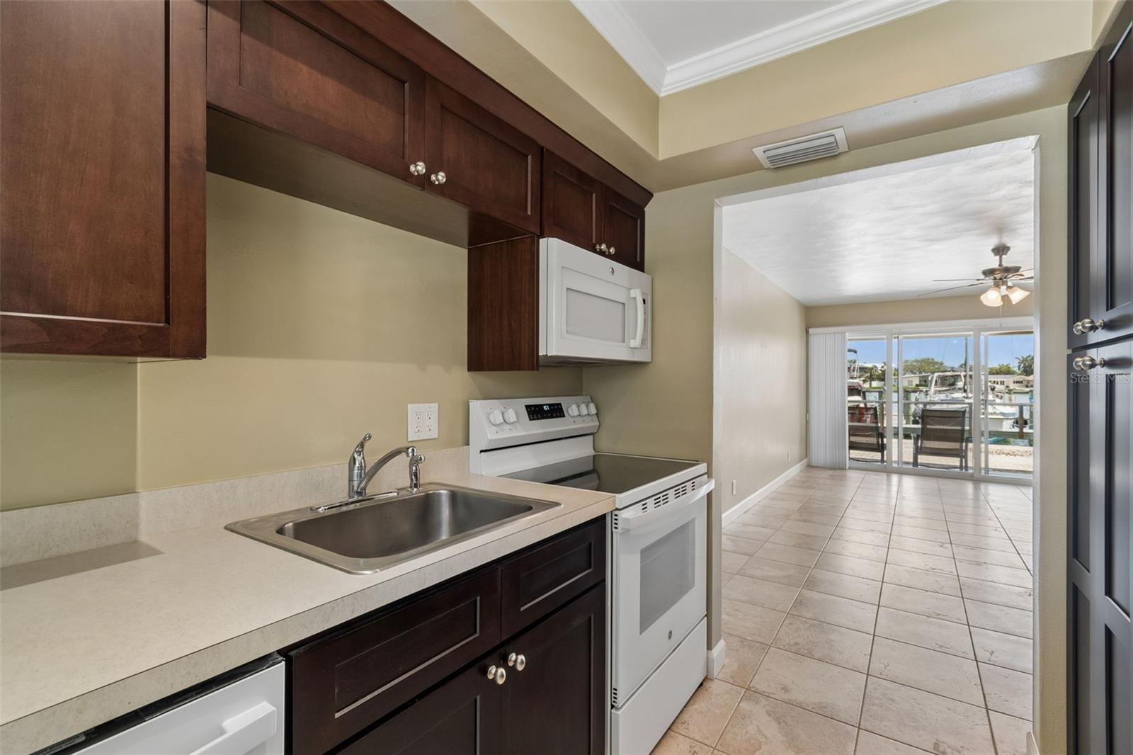 2307 BAY BLVD, INDIAN ROCKS BEACH, FL, 33785