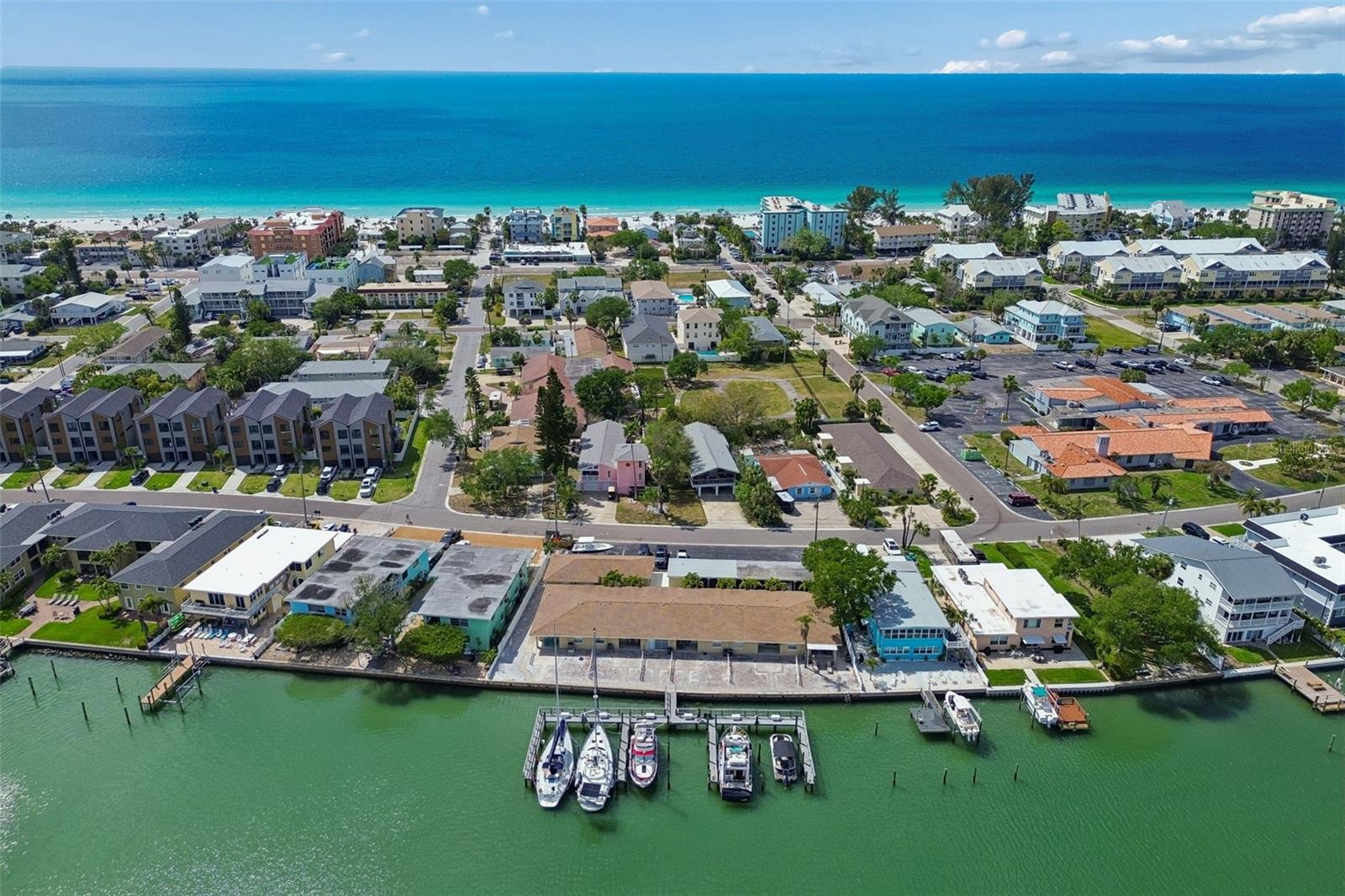 2307 BAY BLVD, INDIAN ROCKS BEACH, FL, 33785