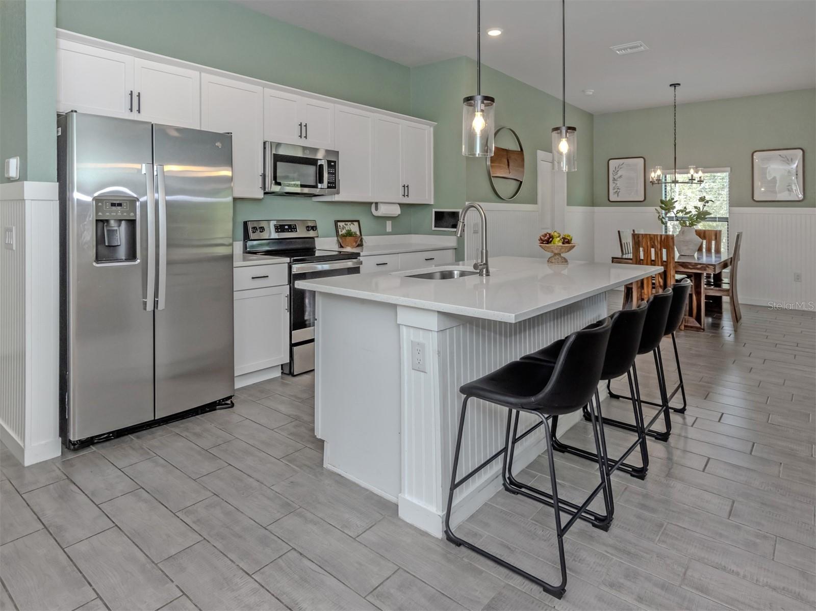 1046 RHINELANDER ST, PORT CHARLOTTE, FL, 33953