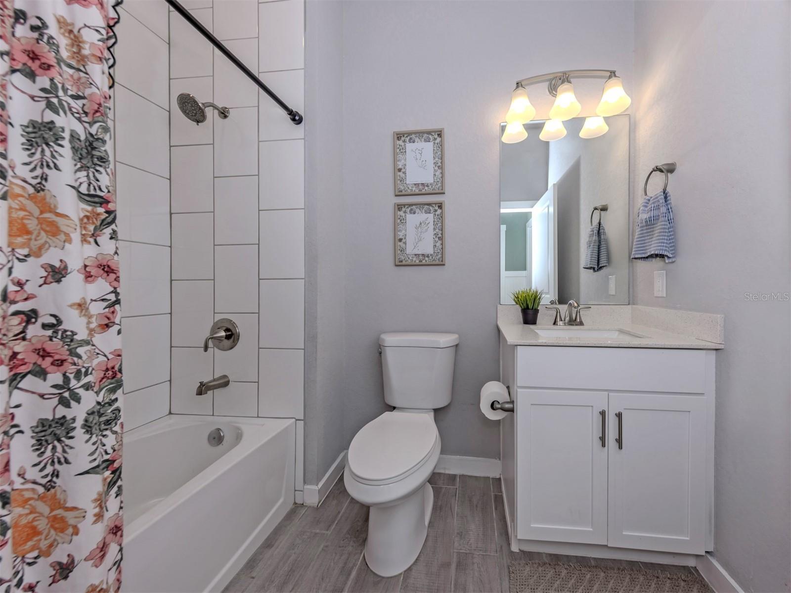 1046 RHINELANDER ST, PORT CHARLOTTE, FL, 33953