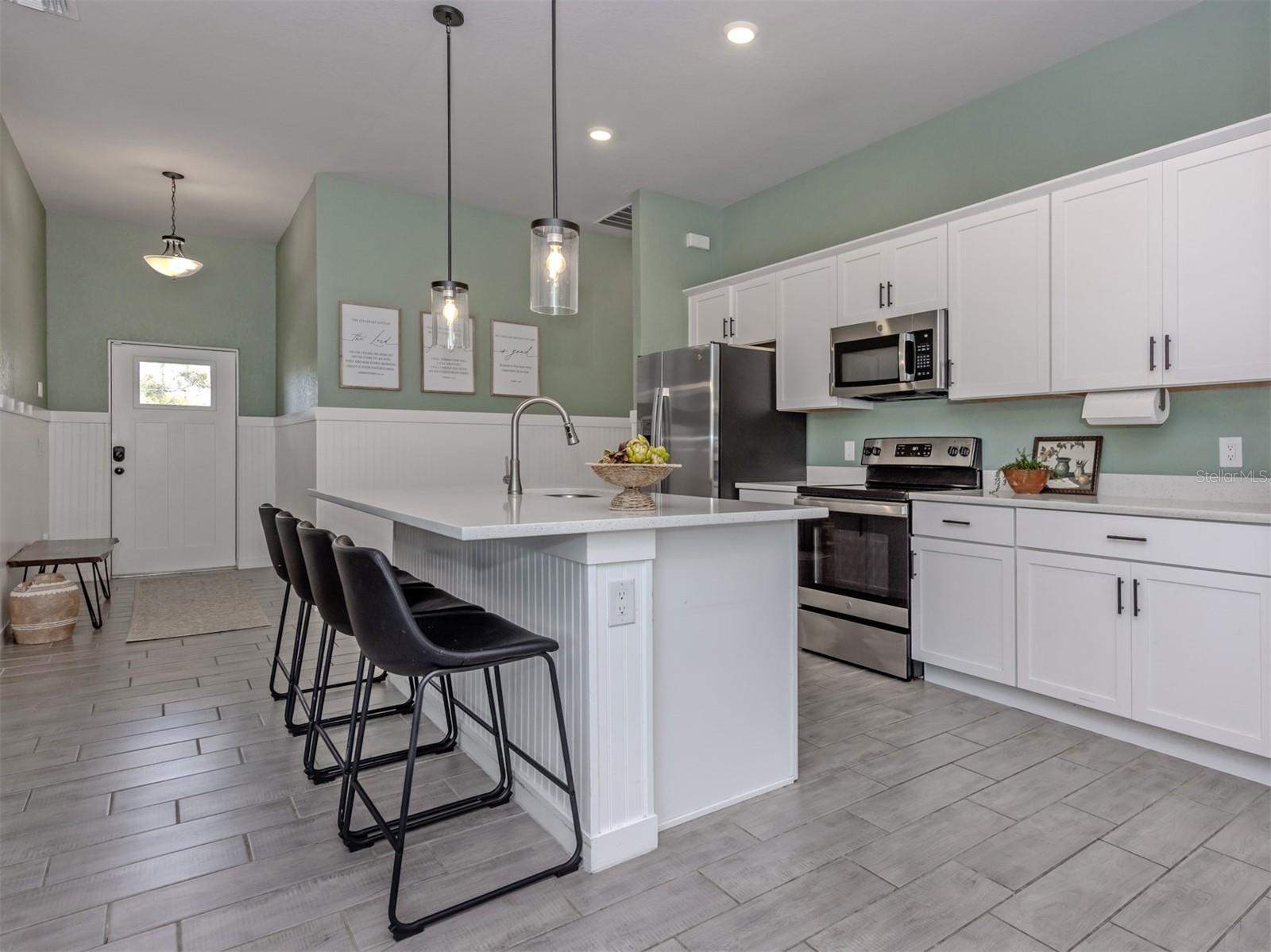 1046 RHINELANDER ST, PORT CHARLOTTE, FL, 33953