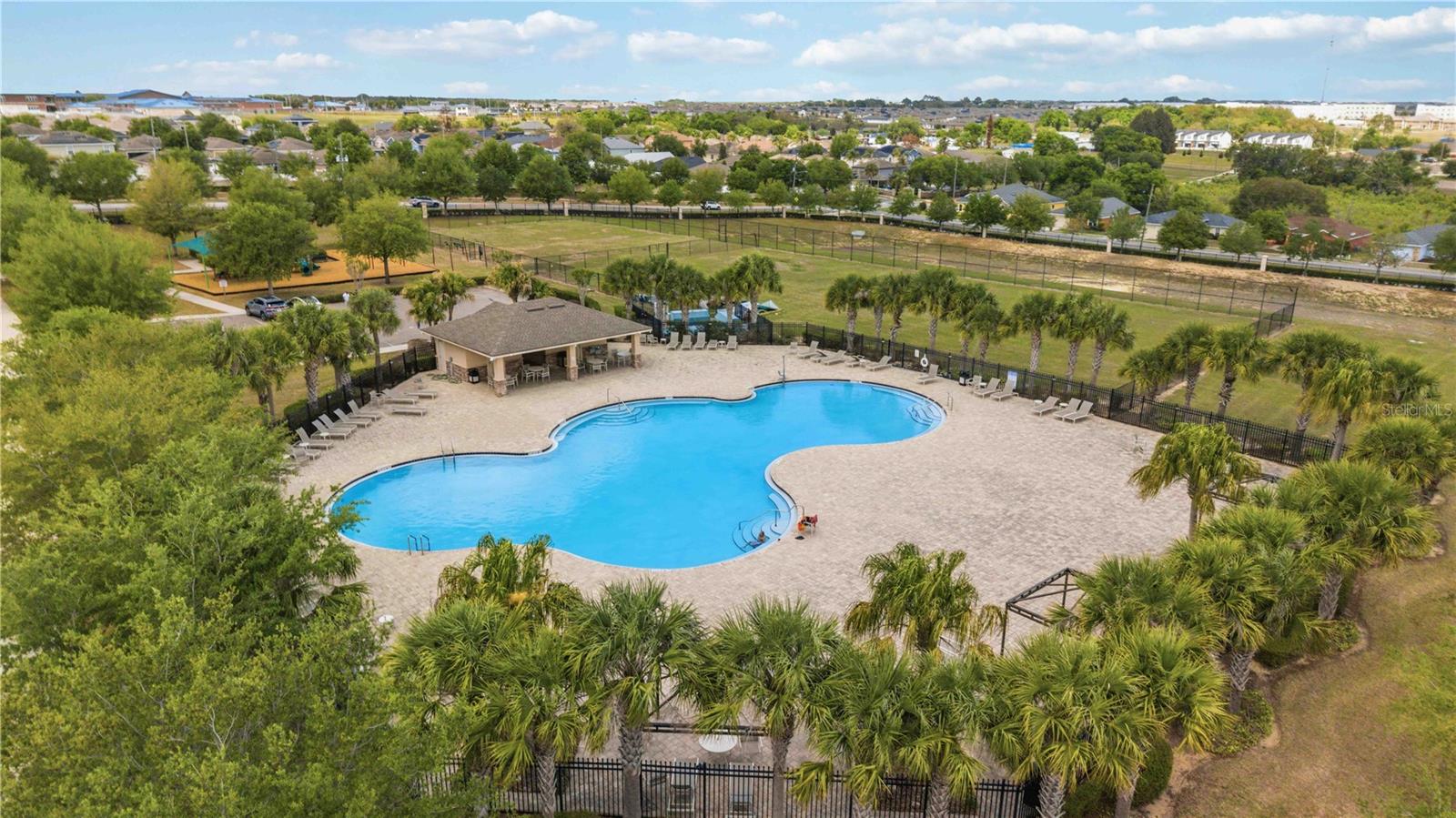 613 MEADOW POINTE DR, HAINES CITY, FL, 33844