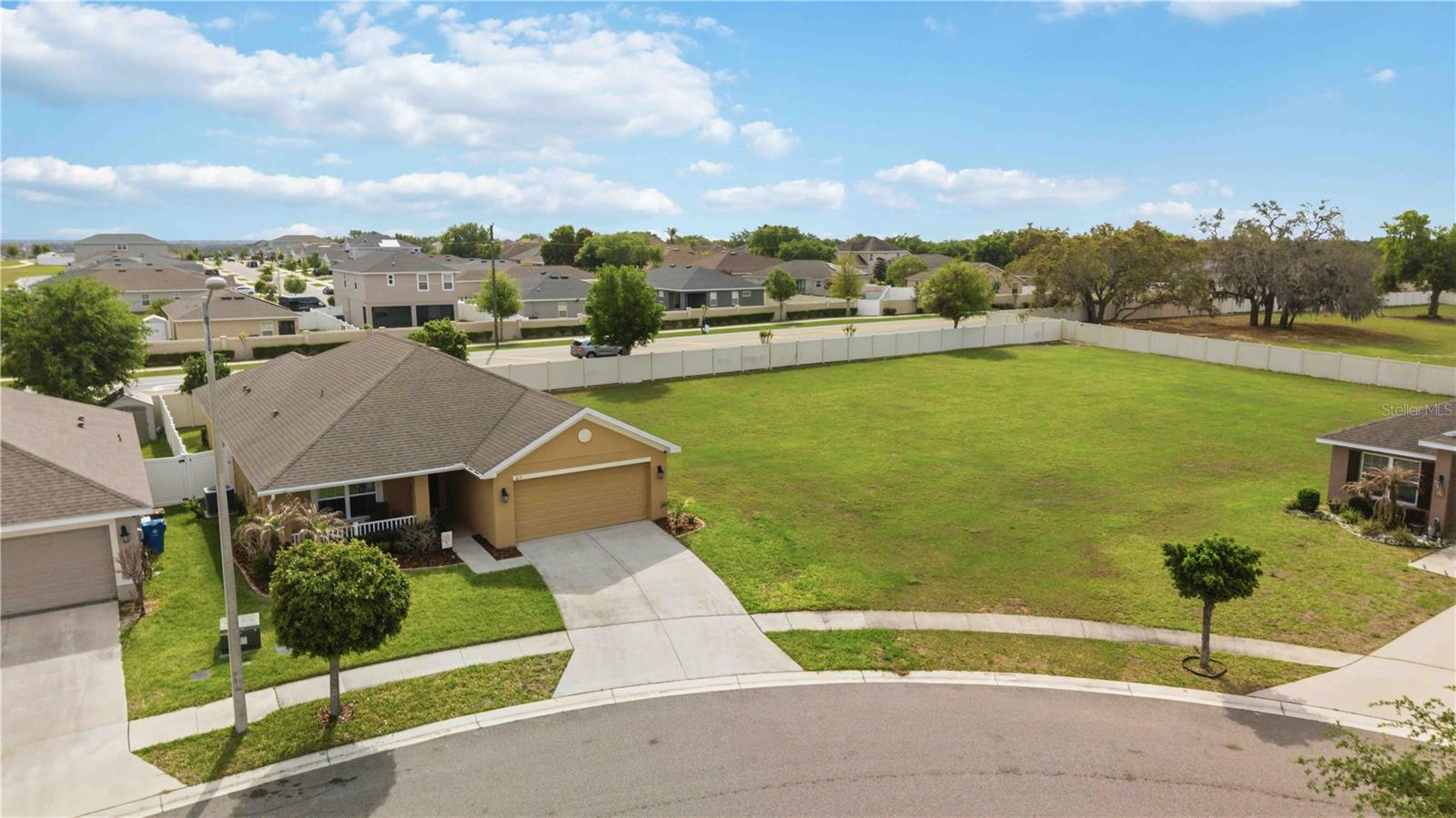 613 MEADOW POINTE DR, HAINES CITY, FL, 33844
