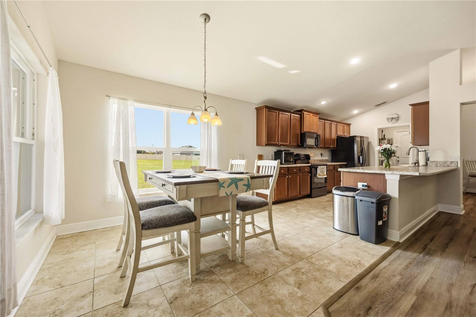613 MEADOW POINTE DR, HAINES CITY, FL, 33844
