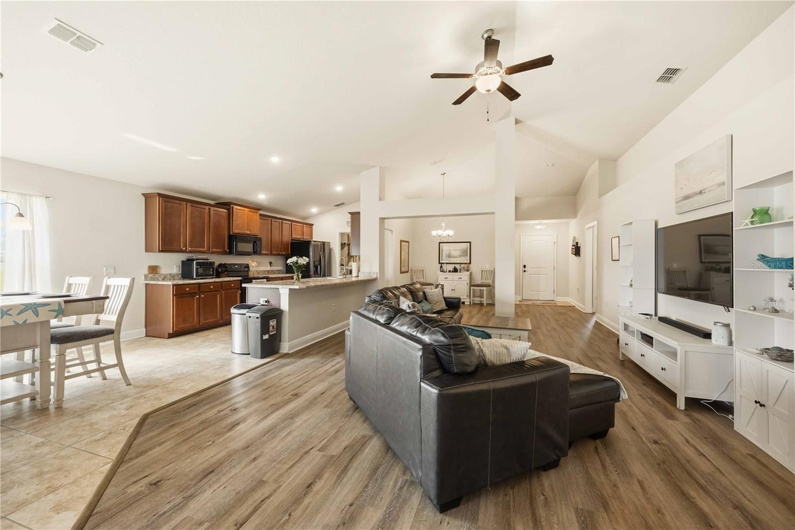 613 MEADOW POINTE DR, HAINES CITY, FL, 33844