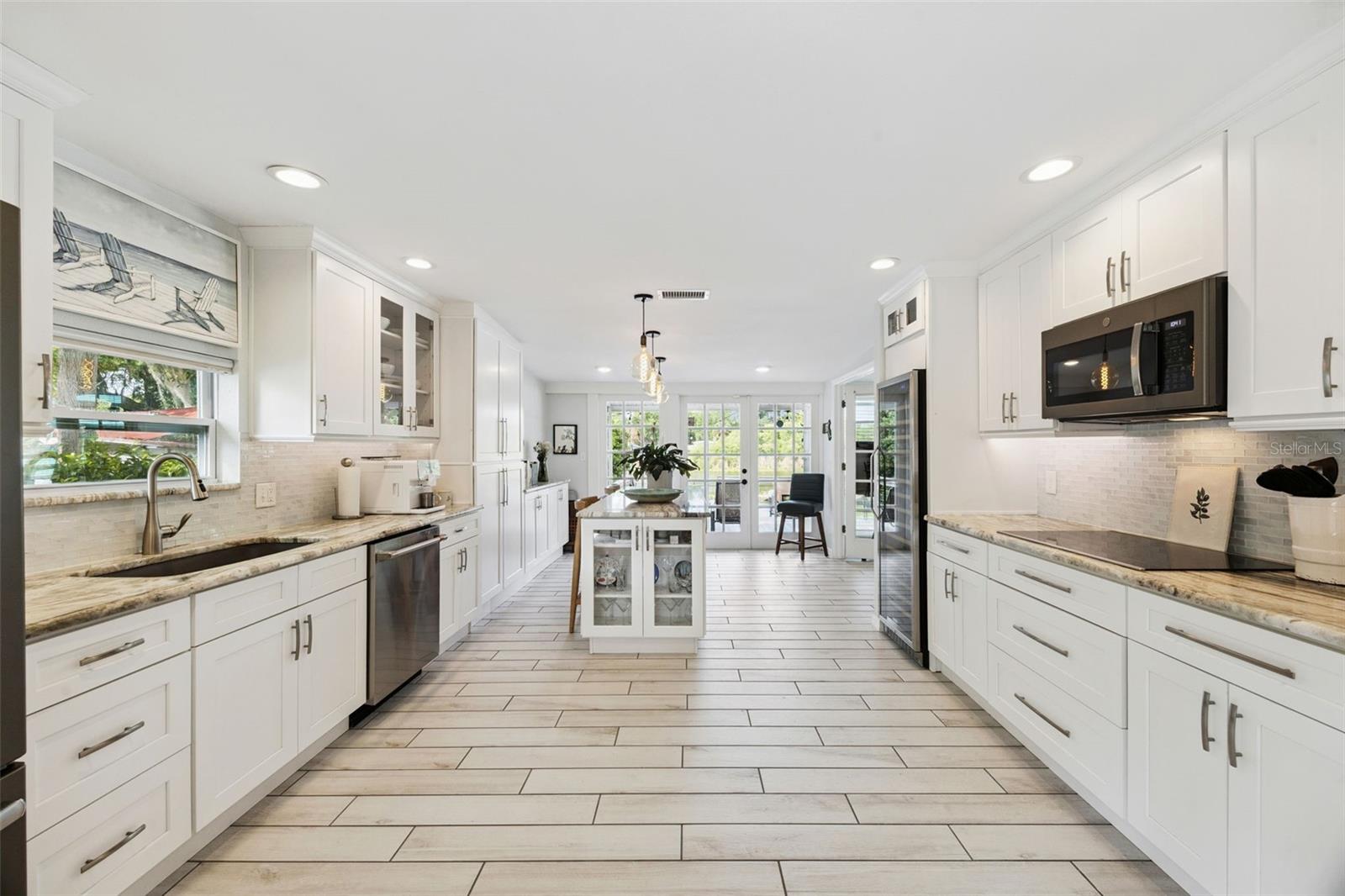 2100 MAE ST, ORLANDO, FL, 32806