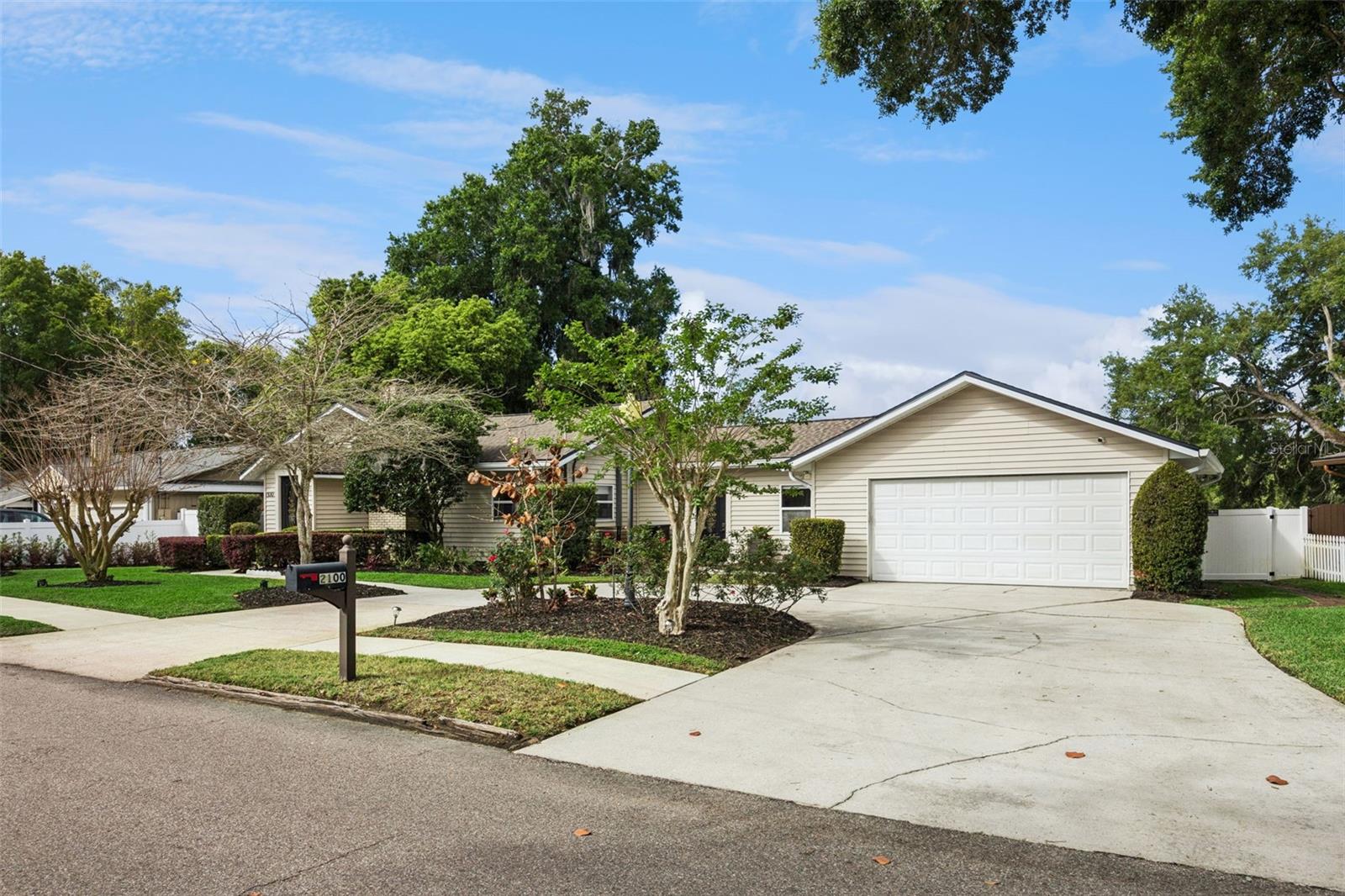 2100 MAE ST, ORLANDO, FL, 32806