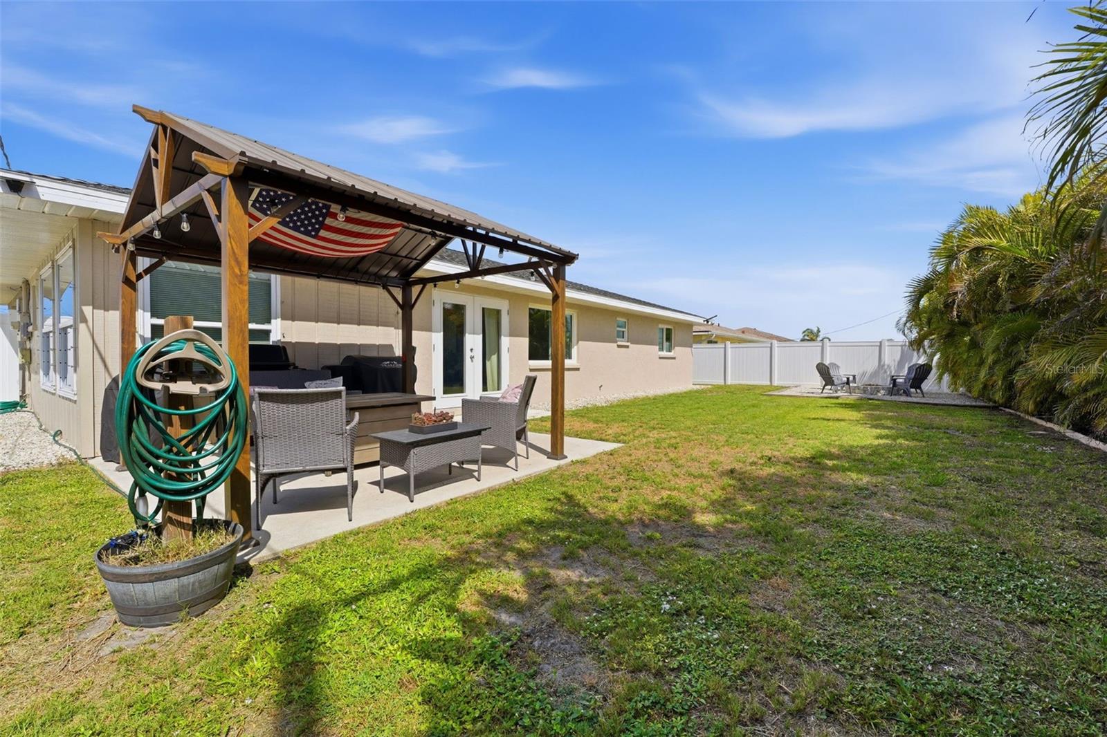 1007 MONTANA AVE, ENGLEWOOD, FL, 34223