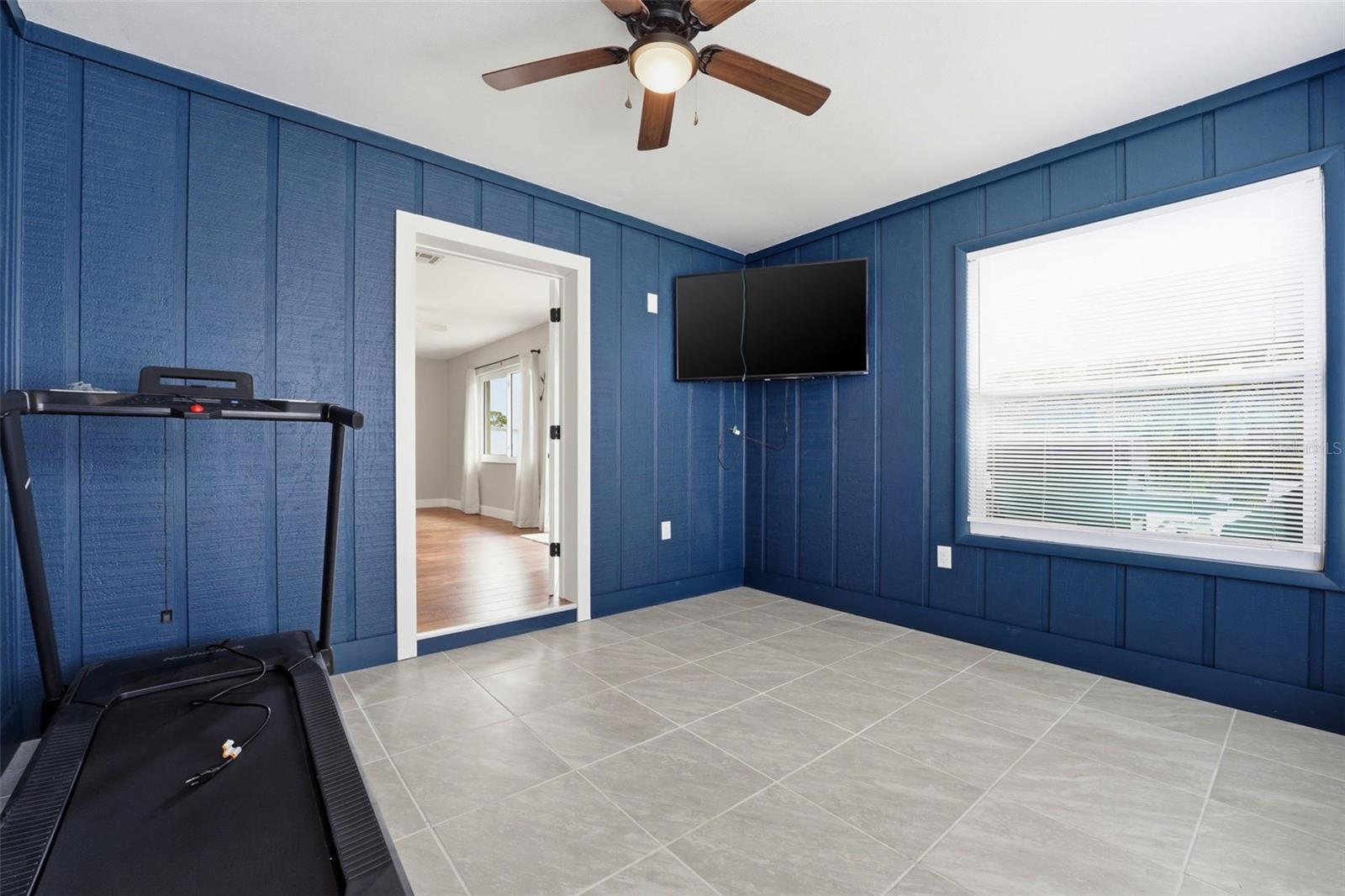 1007 MONTANA AVE, ENGLEWOOD, FL, 34223