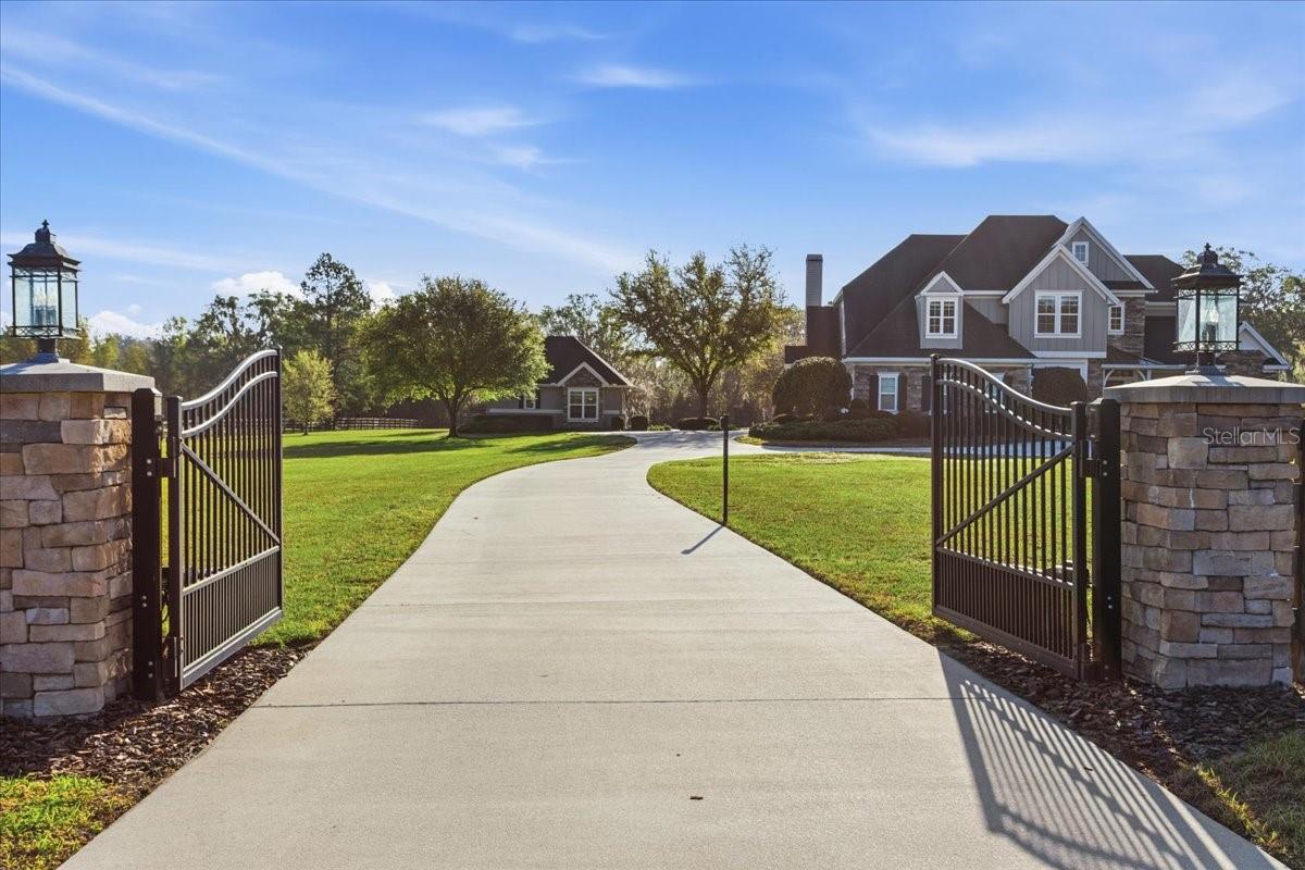 10401 NW 153RD TER, ALACHUA, FL, 32615