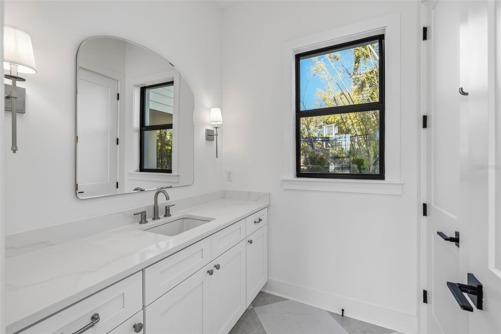 3010 S ESPERANZA AVE, TAMPA, FL, 33629