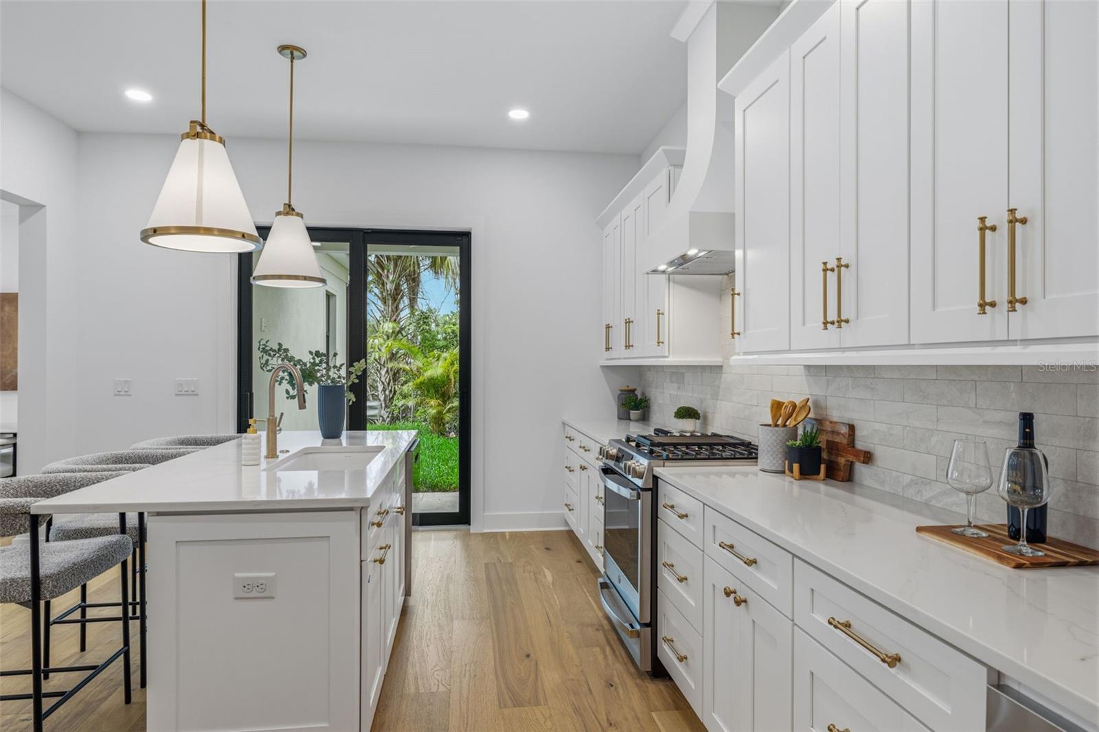 3010 S ESPERANZA AVE, TAMPA, FL, 33629