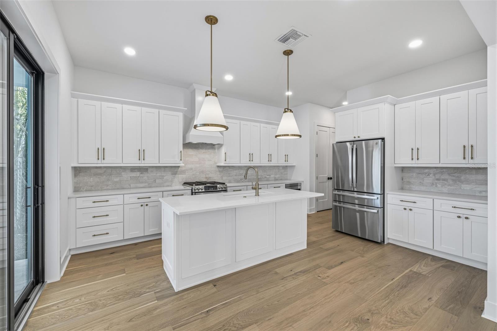 3010 S ESPERANZA AVE, TAMPA, FL, 33629