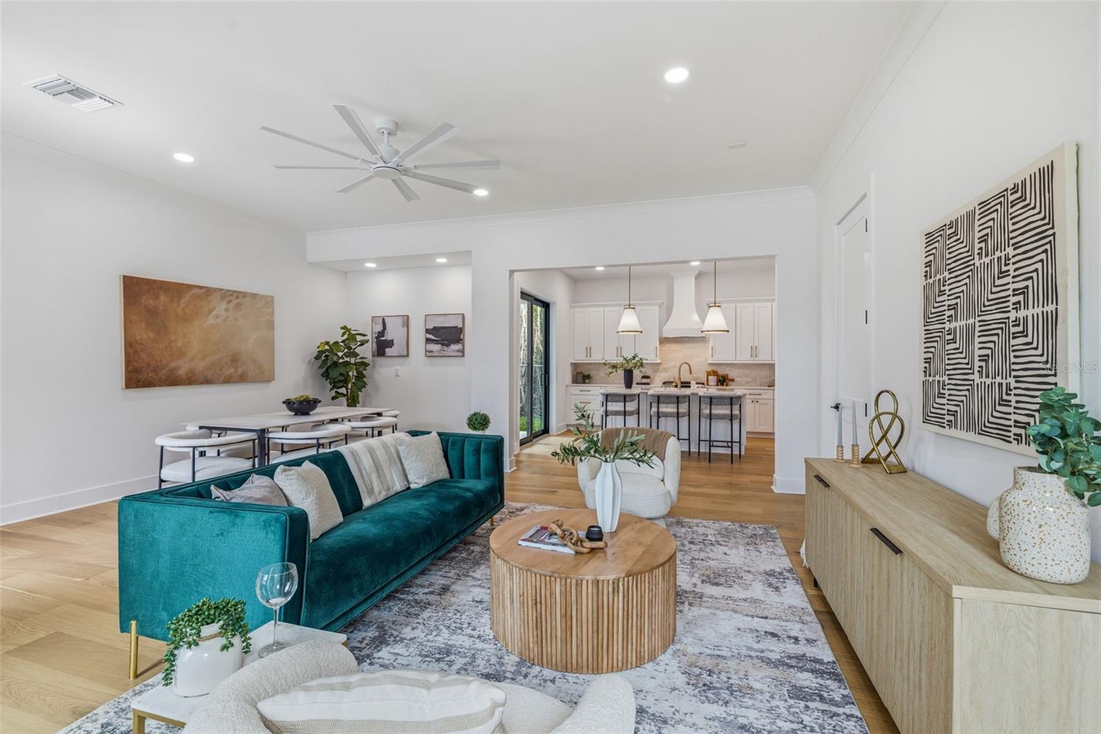 3010 S ESPERANZA AVE, TAMPA, FL, 33629