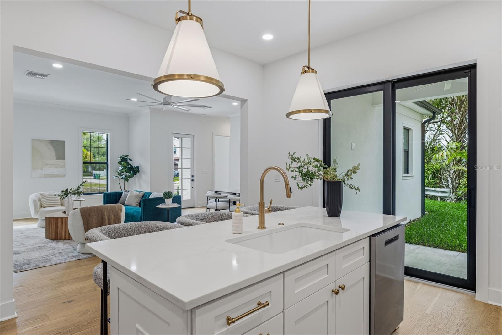 3010 S ESPERANZA AVE, TAMPA, FL, 33629