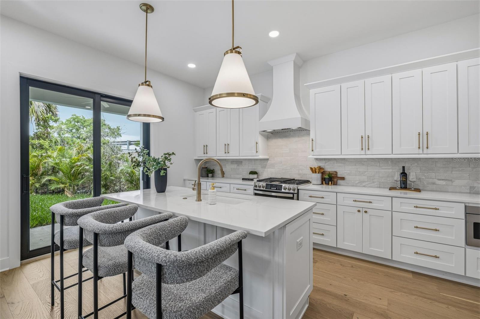 3010 S ESPERANZA AVE, TAMPA, FL, 33629