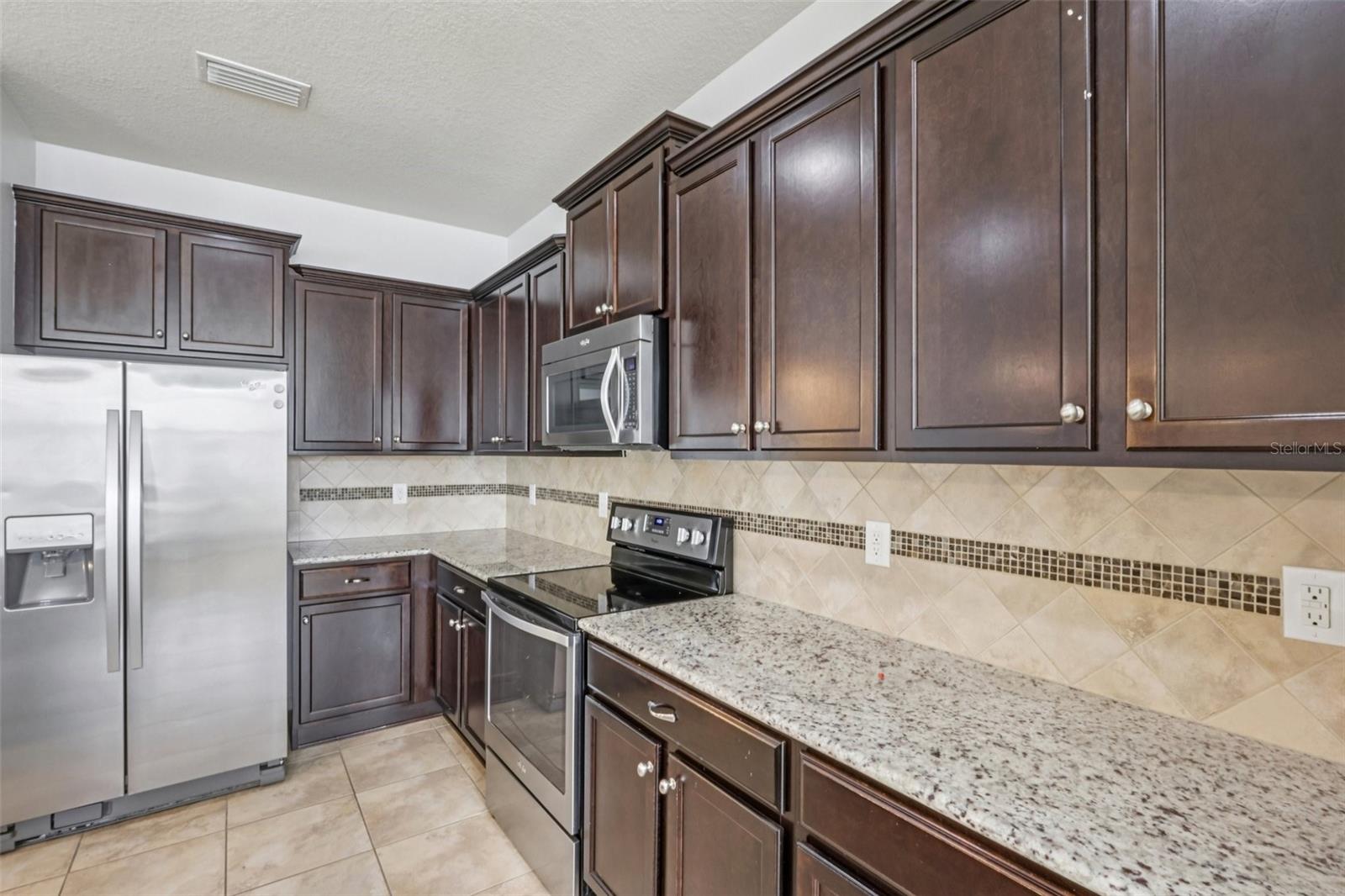 5948 SWEET BIRCH DR, RIVERVIEW, FL, 33578