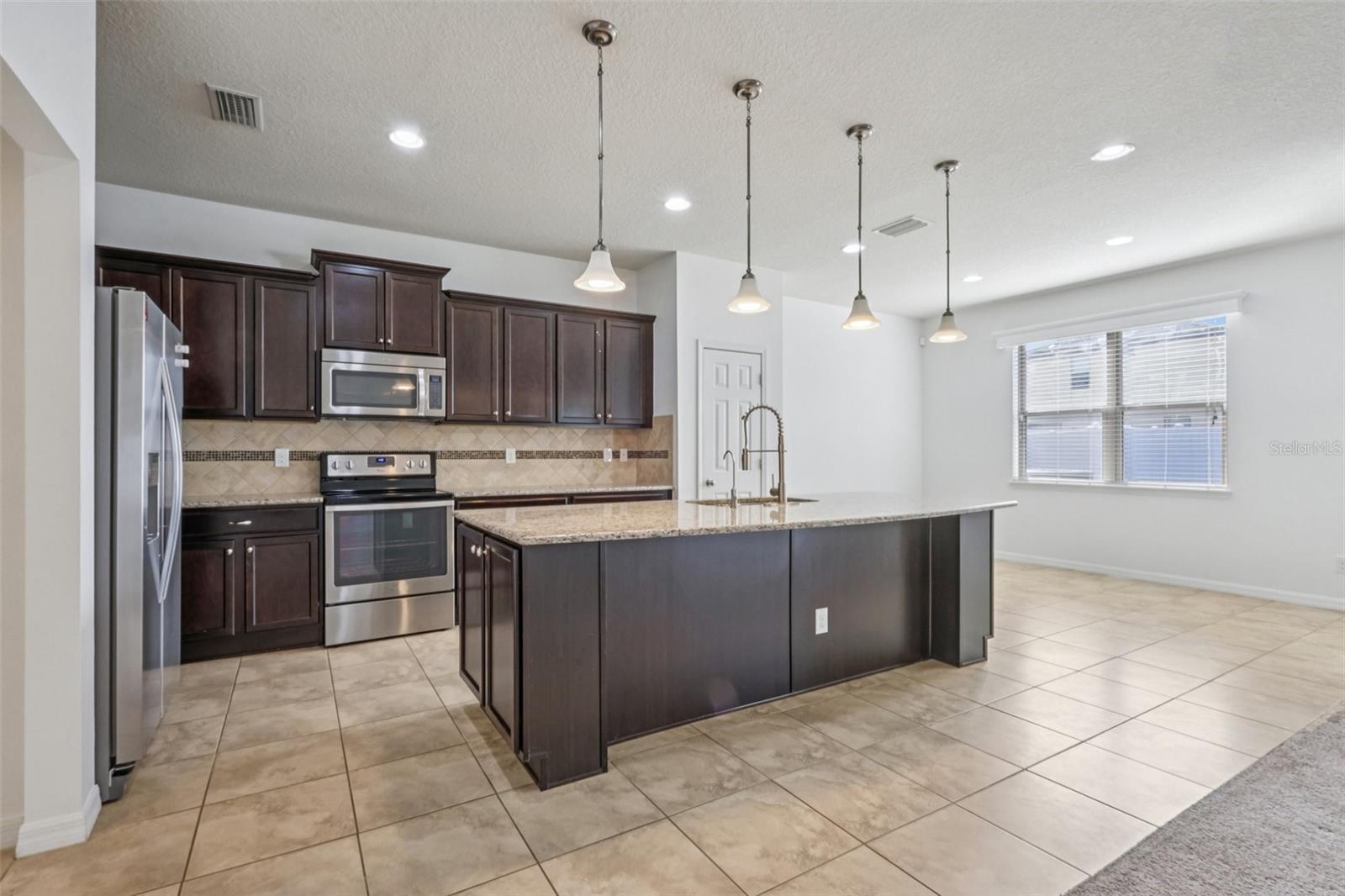 5948 SWEET BIRCH DR, RIVERVIEW, FL, 33578