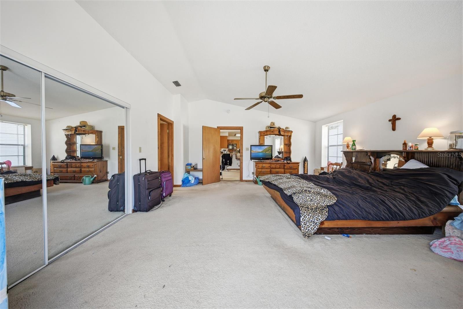 4095 PIONEER WAY, NEW SMYRNA BEACH, FL, 32168