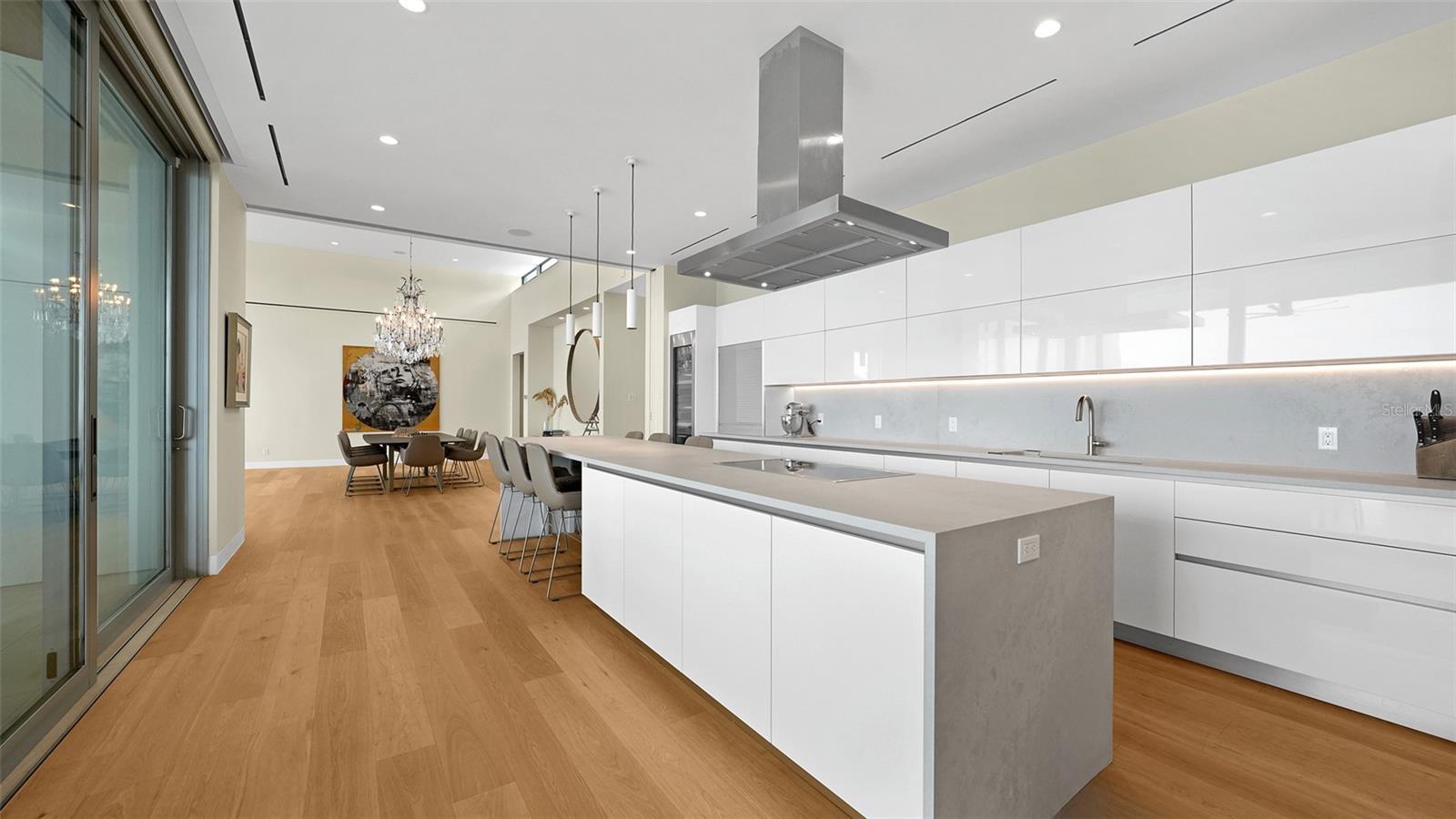 4123 BAY SHORE RD, SARASOTA, FL, 34234