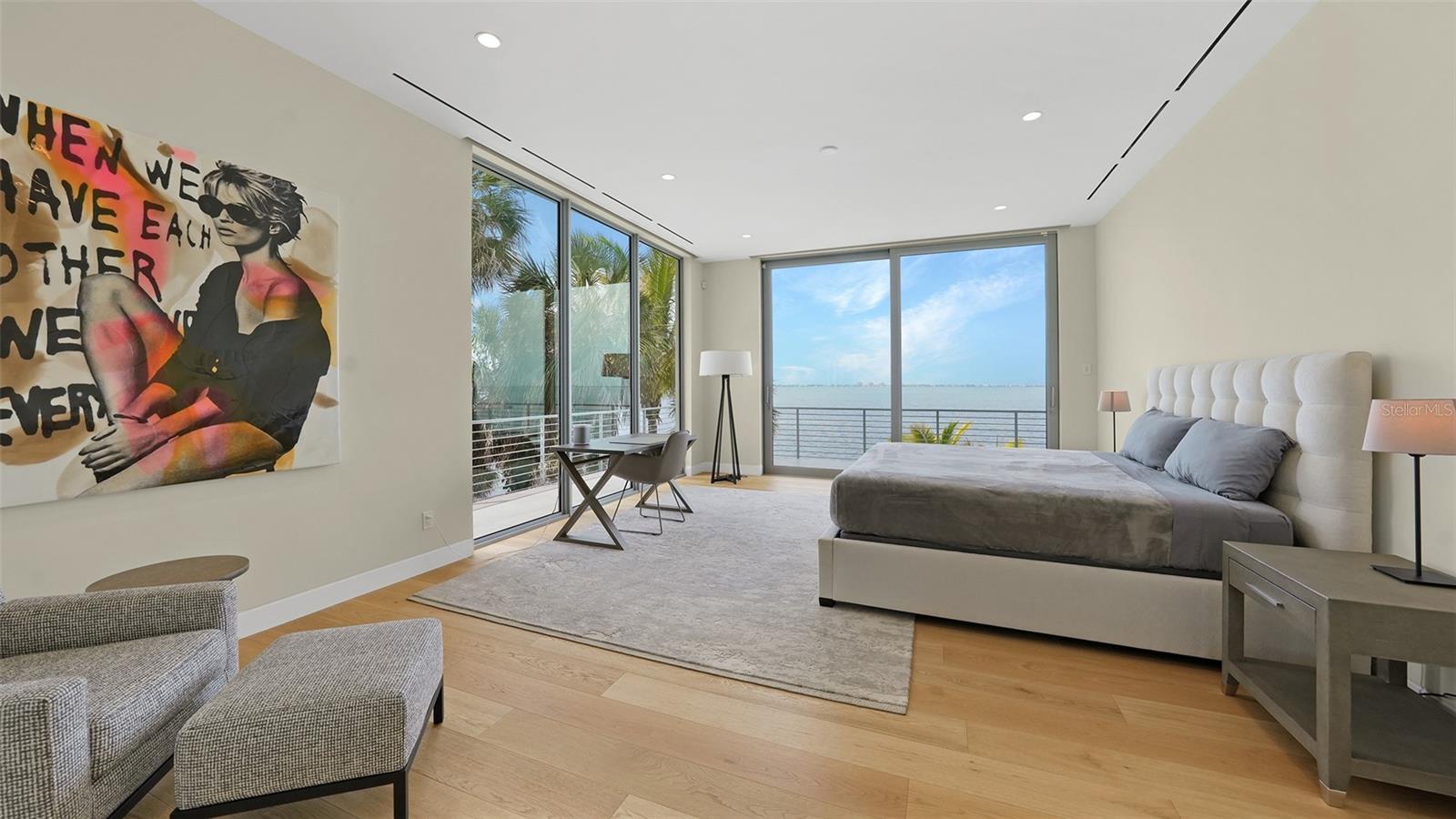4123 BAY SHORE RD, SARASOTA, FL, 34234